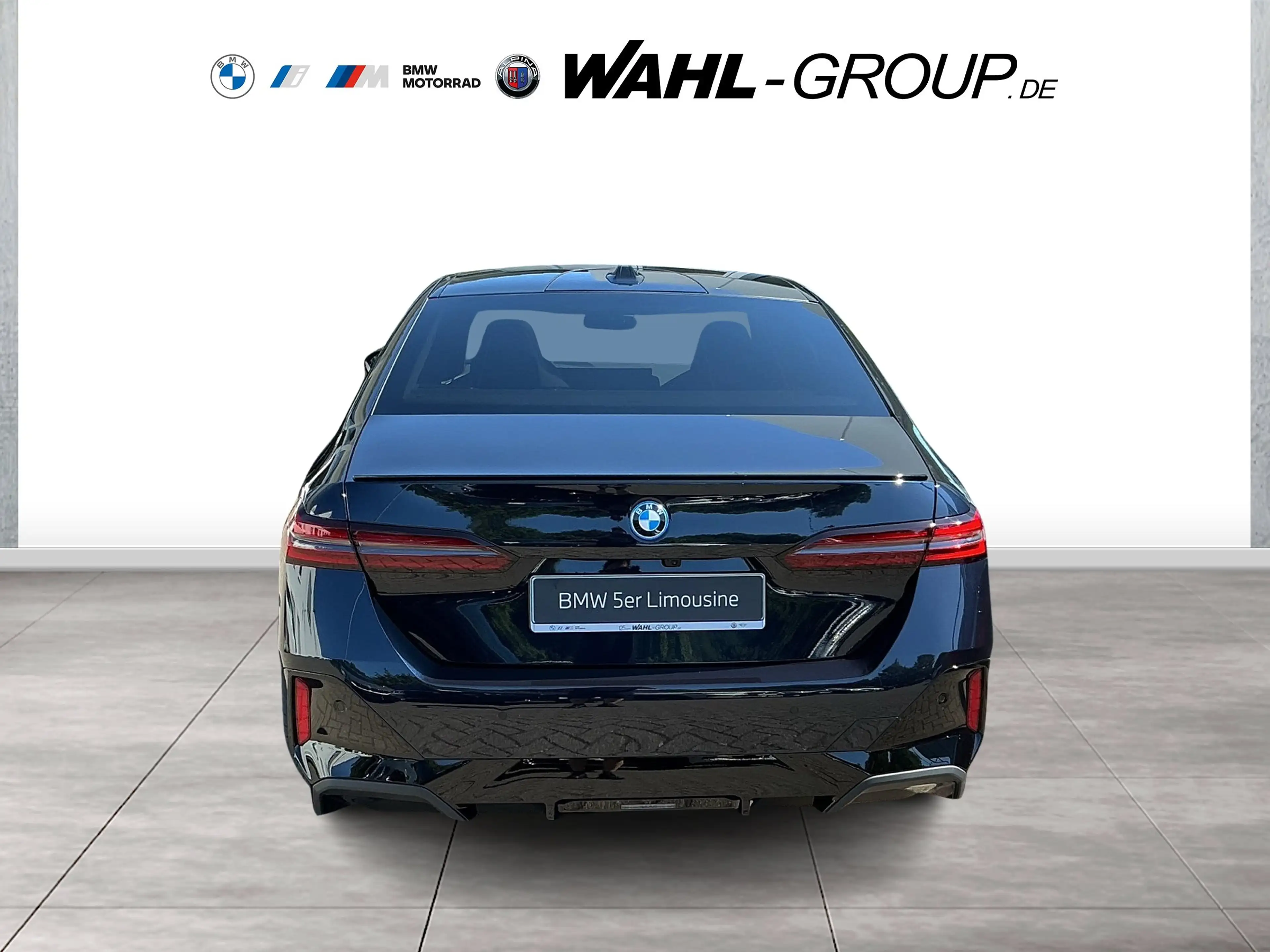 BMW 550 e xDrive M Sport Pro Panorama Innovation AHK LiveC — photo 7