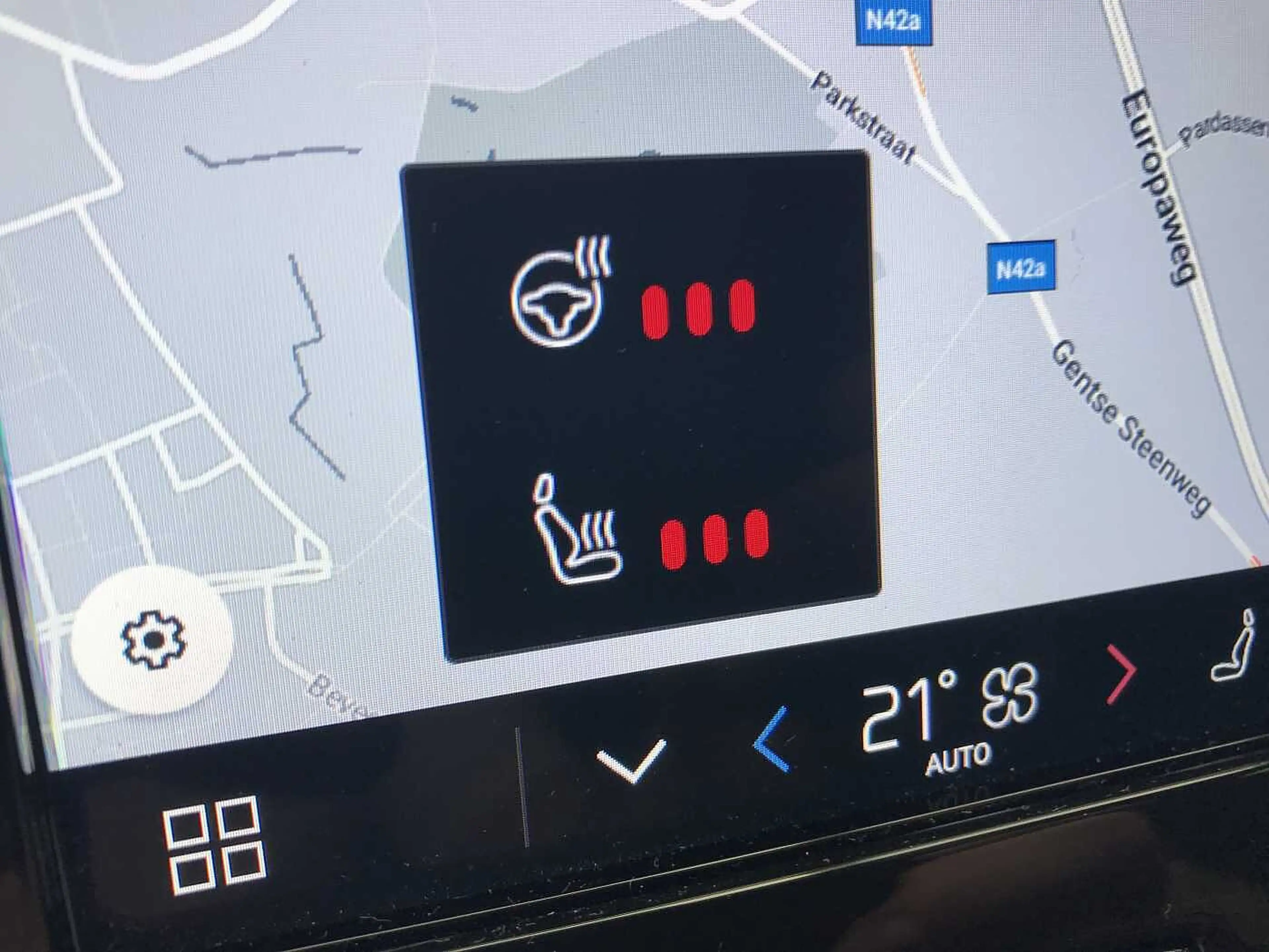 Volvo C40 RECHARGE P6 PLUS - ACC - BLIS - PANO - ... — photo 12