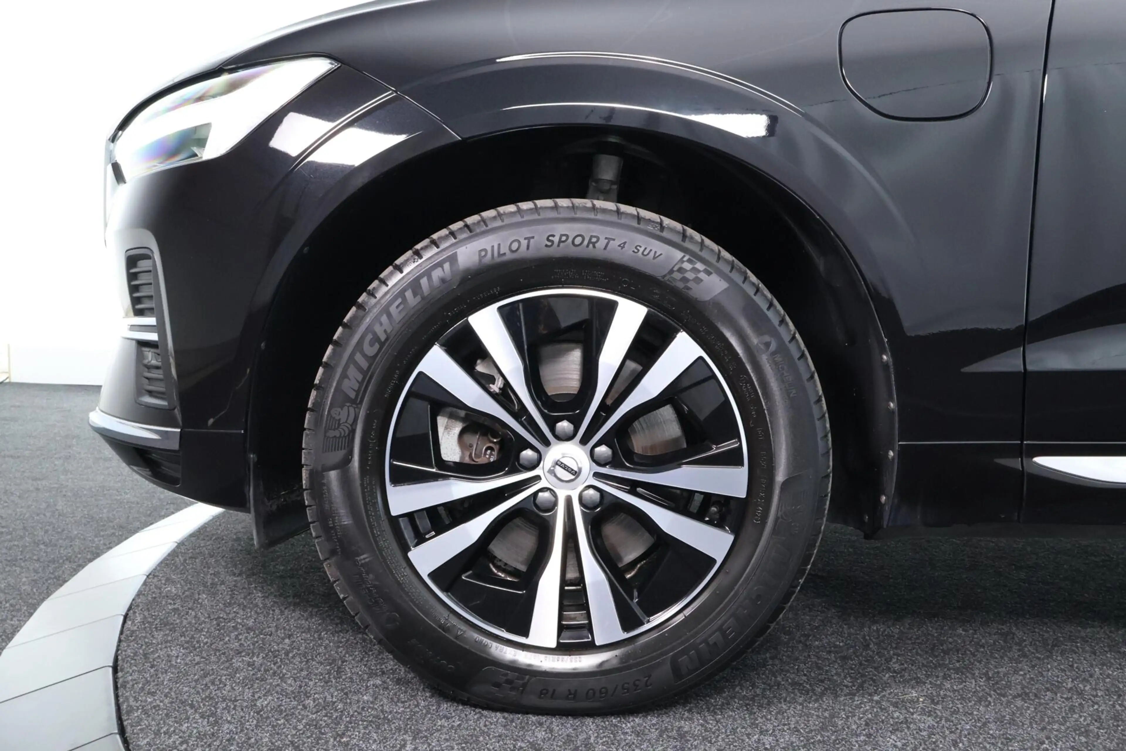 Volvo XC60 2.0 T6 Plug-in hybrid AWD Core Bright Long Range | — photo 38