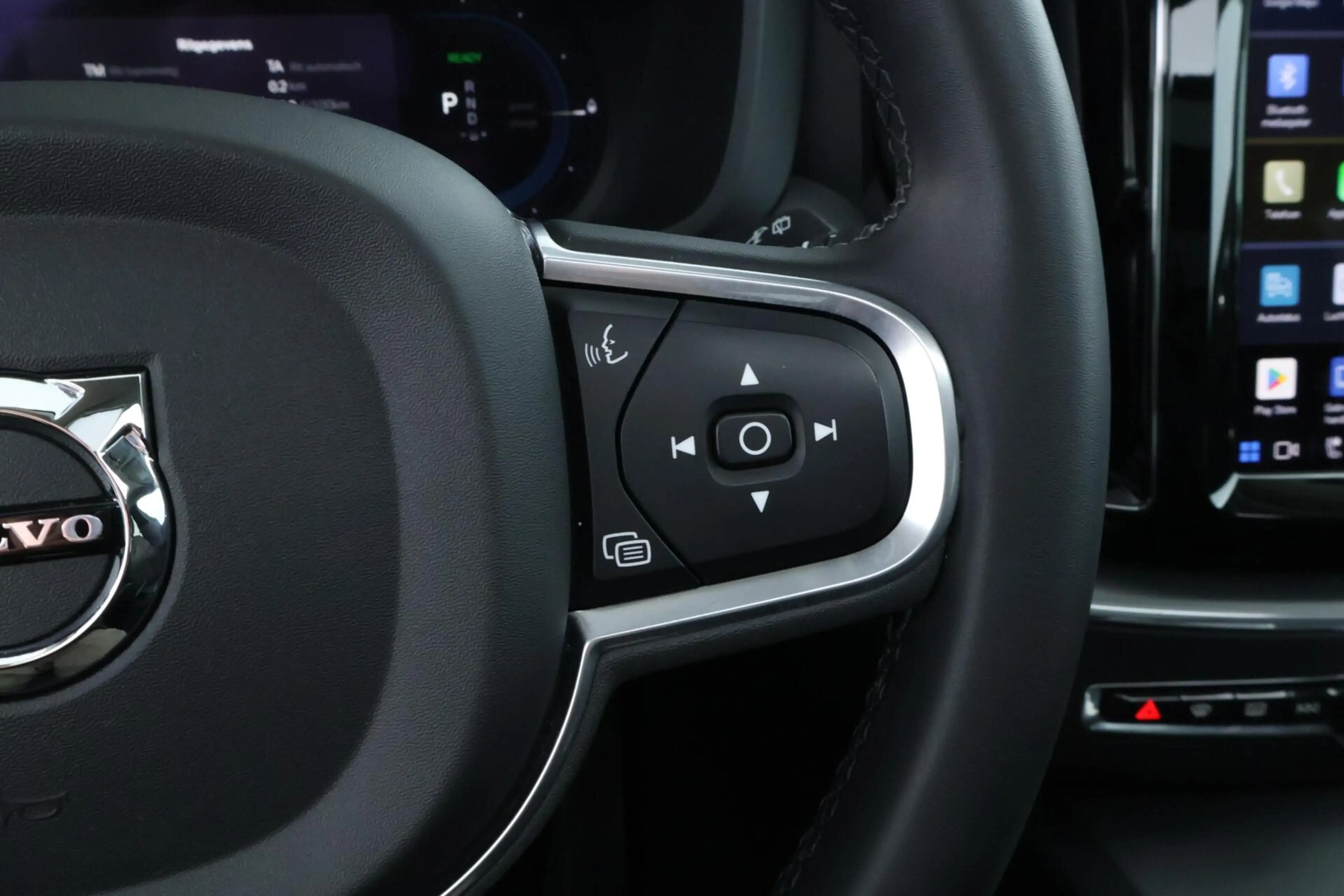 Volvo XC60 2.0 T6 Plug-in hybrid AWD Core Bright Long Range | — photo 28