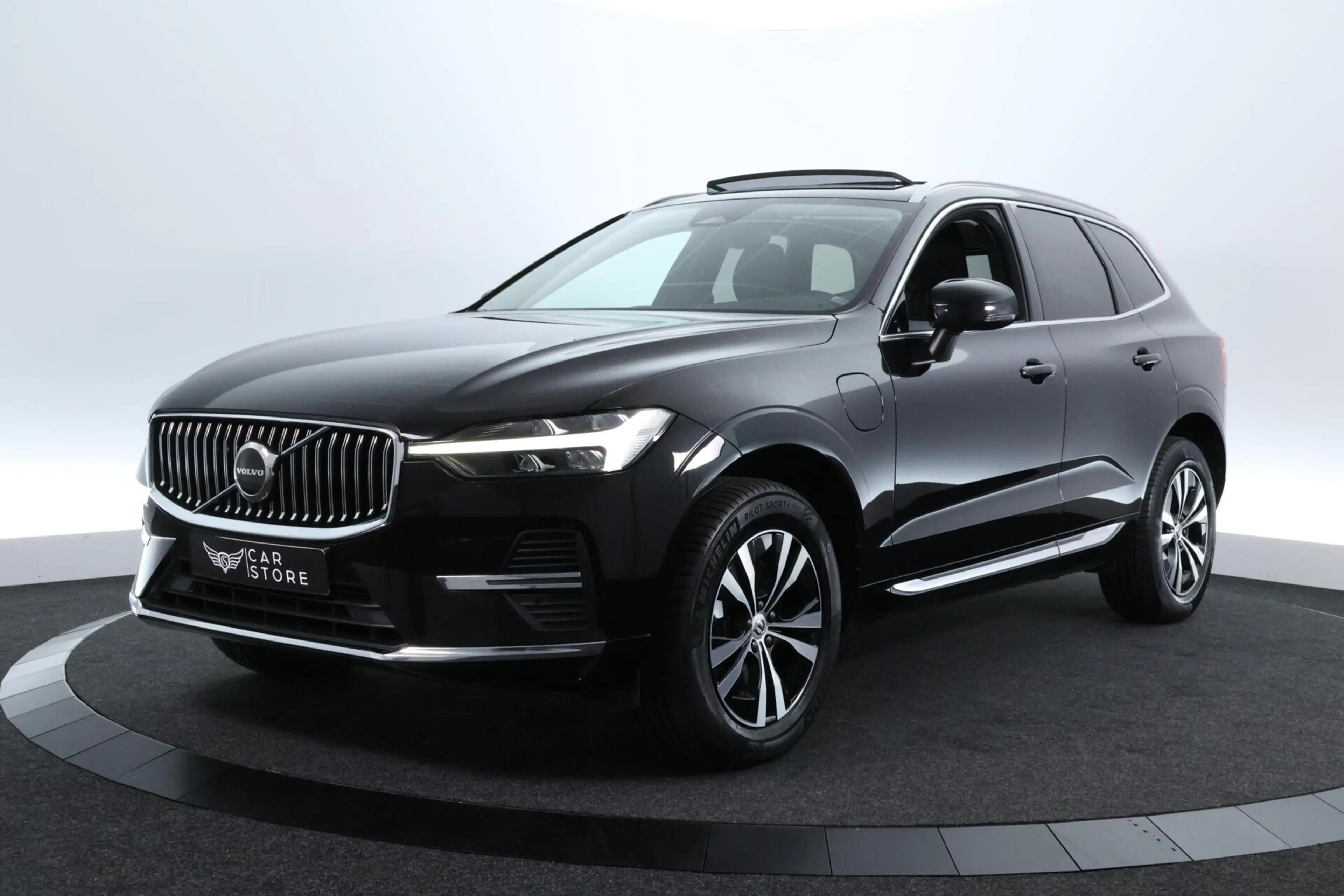 Volvo XC60 2.0 T6 Plug-in hybrid AWD Core Bright Long Range |