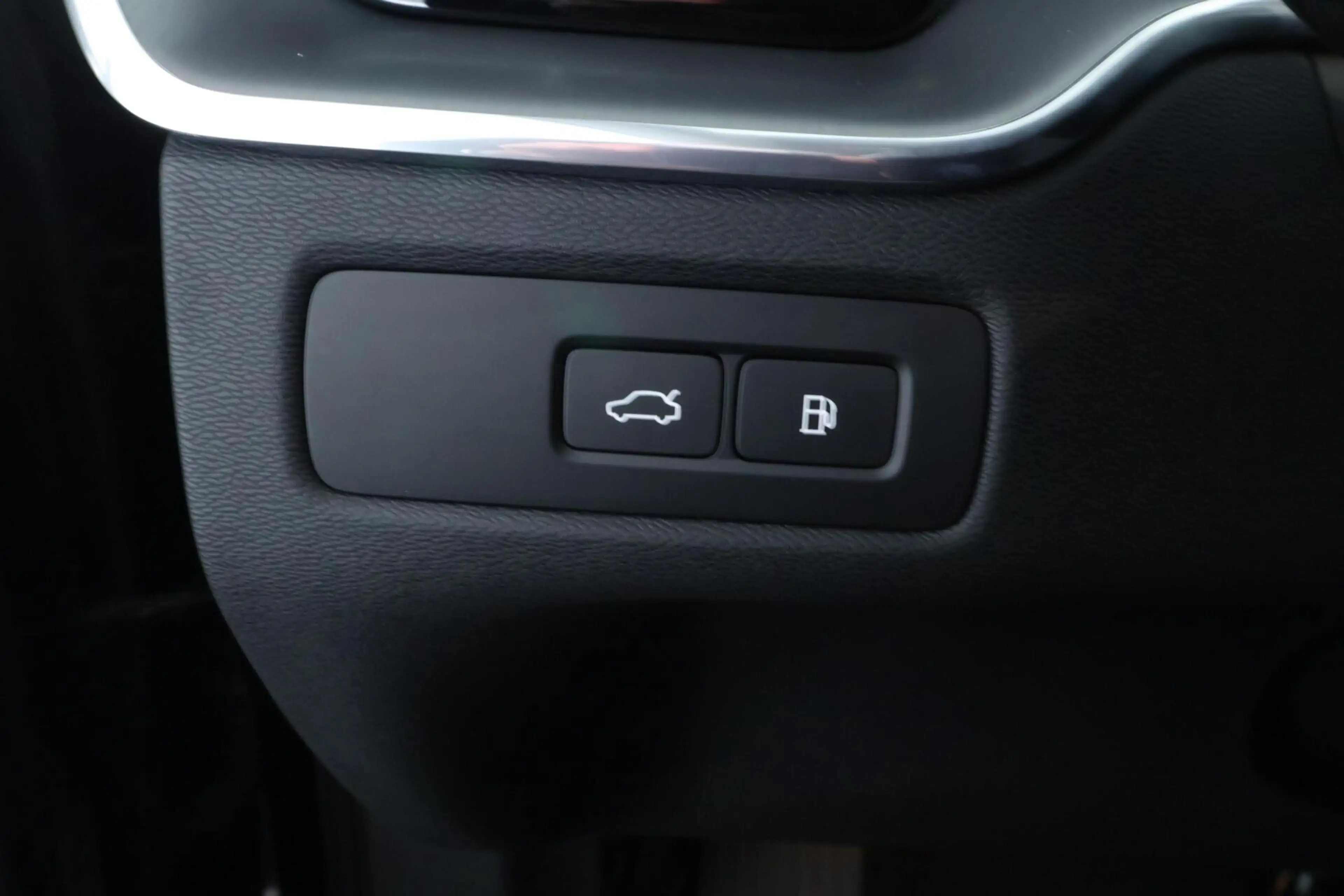 Volvo XC60 2.0 T6 Plug-in hybrid AWD Core Bright Long Range | — photo 25