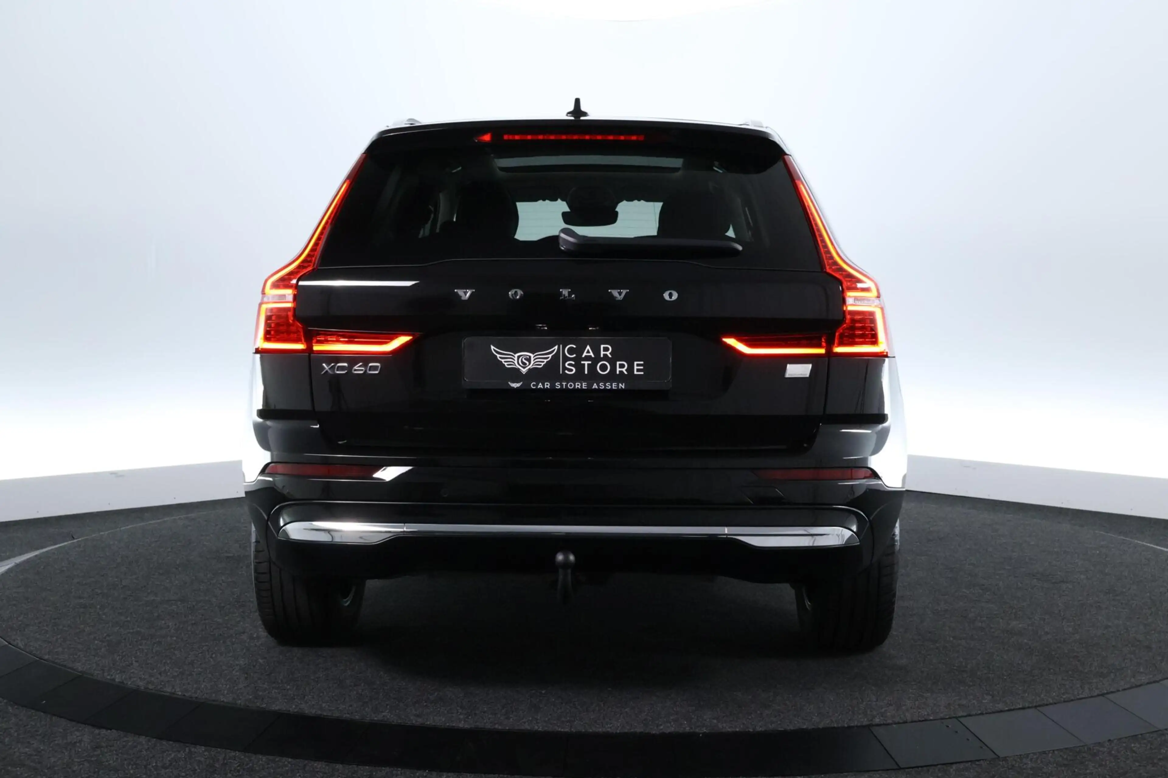 Volvo XC60 2.0 T6 Plug-in hybrid AWD Core Bright Long Range | — photo 6