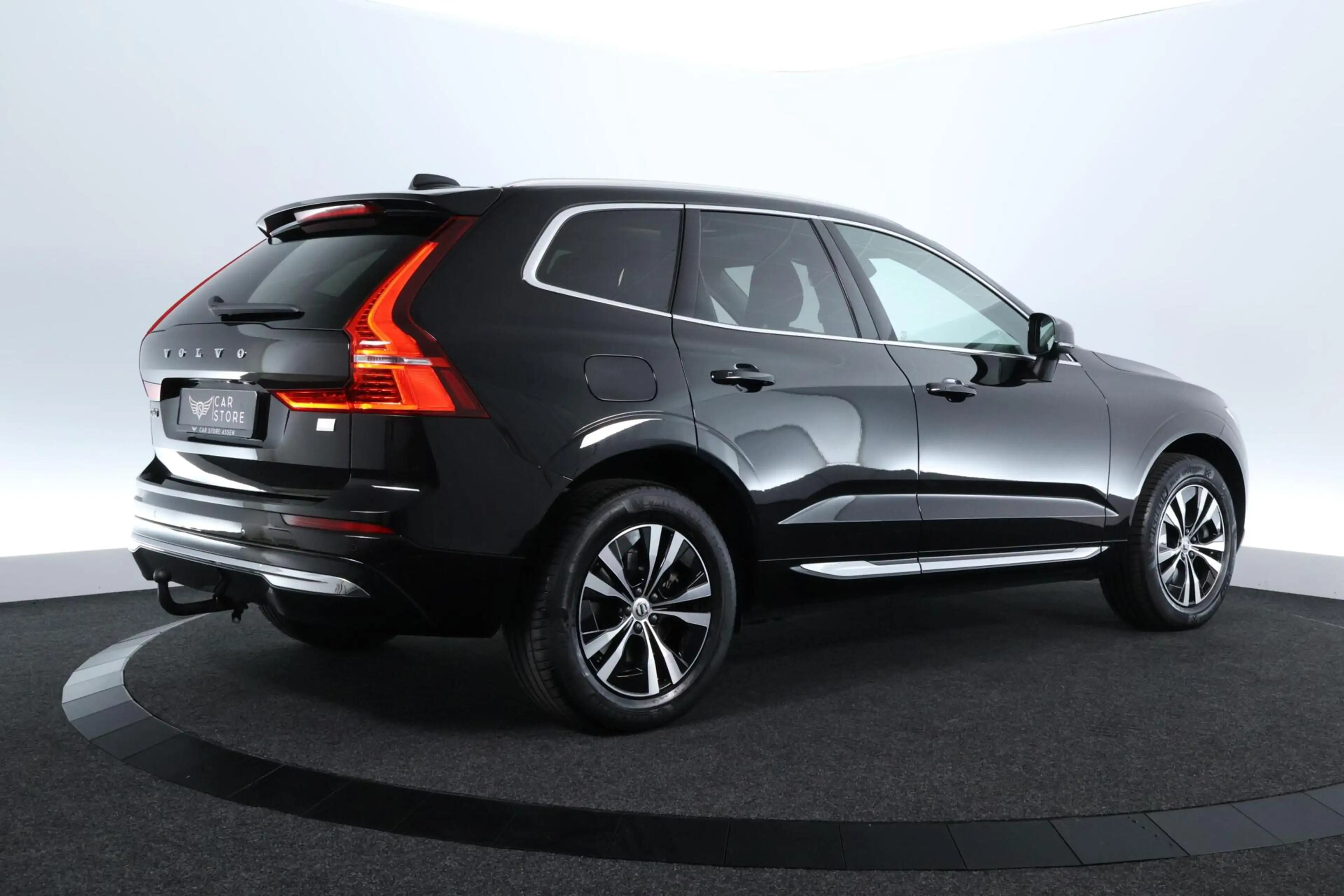 Volvo XC60 2.0 T6 Plug-in hybrid AWD Core Bright Long Range | — photo 5