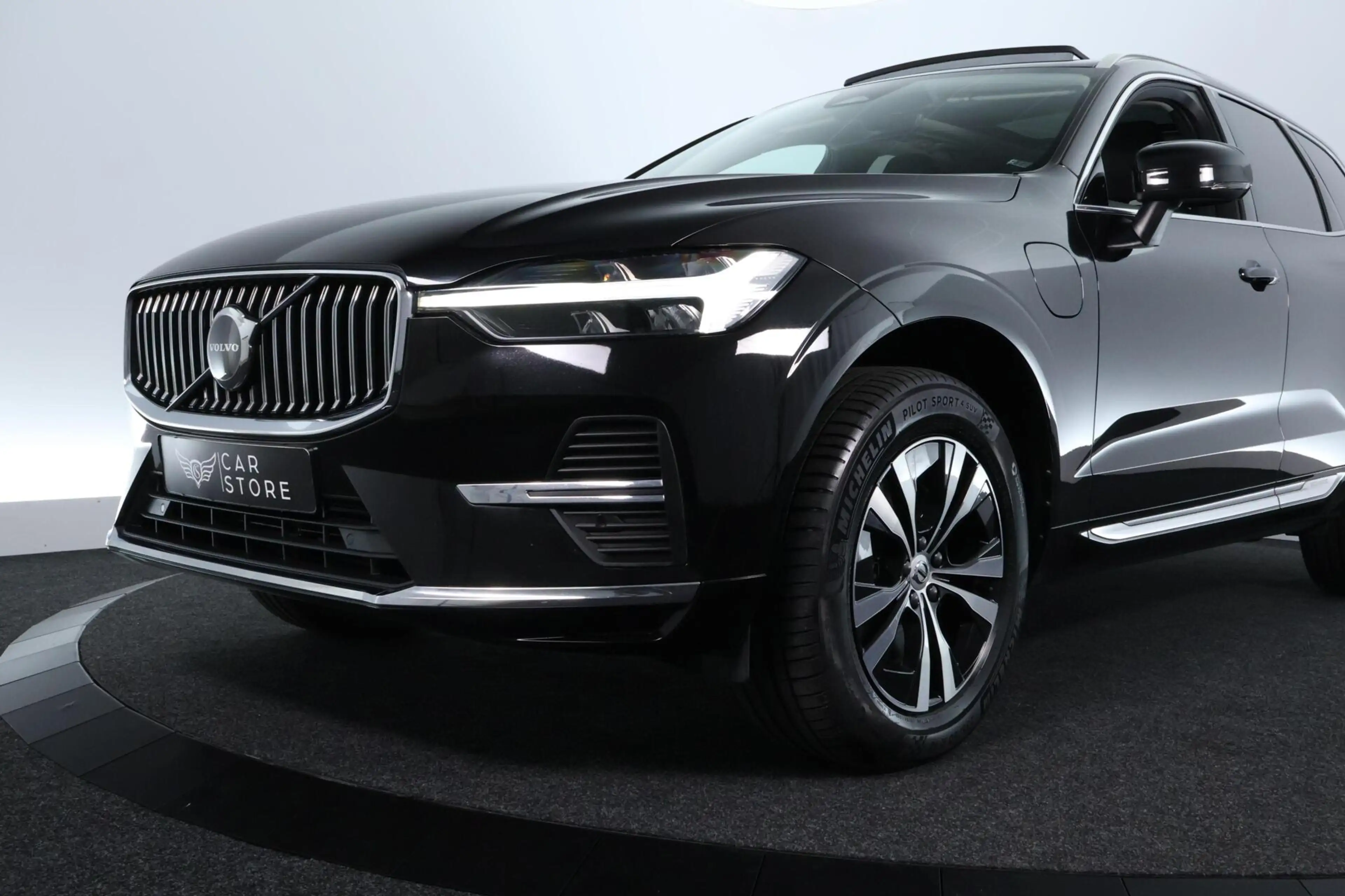 Volvo XC60 2.0 T6 Plug-in hybrid AWD Core Bright Long Range | — photo 41