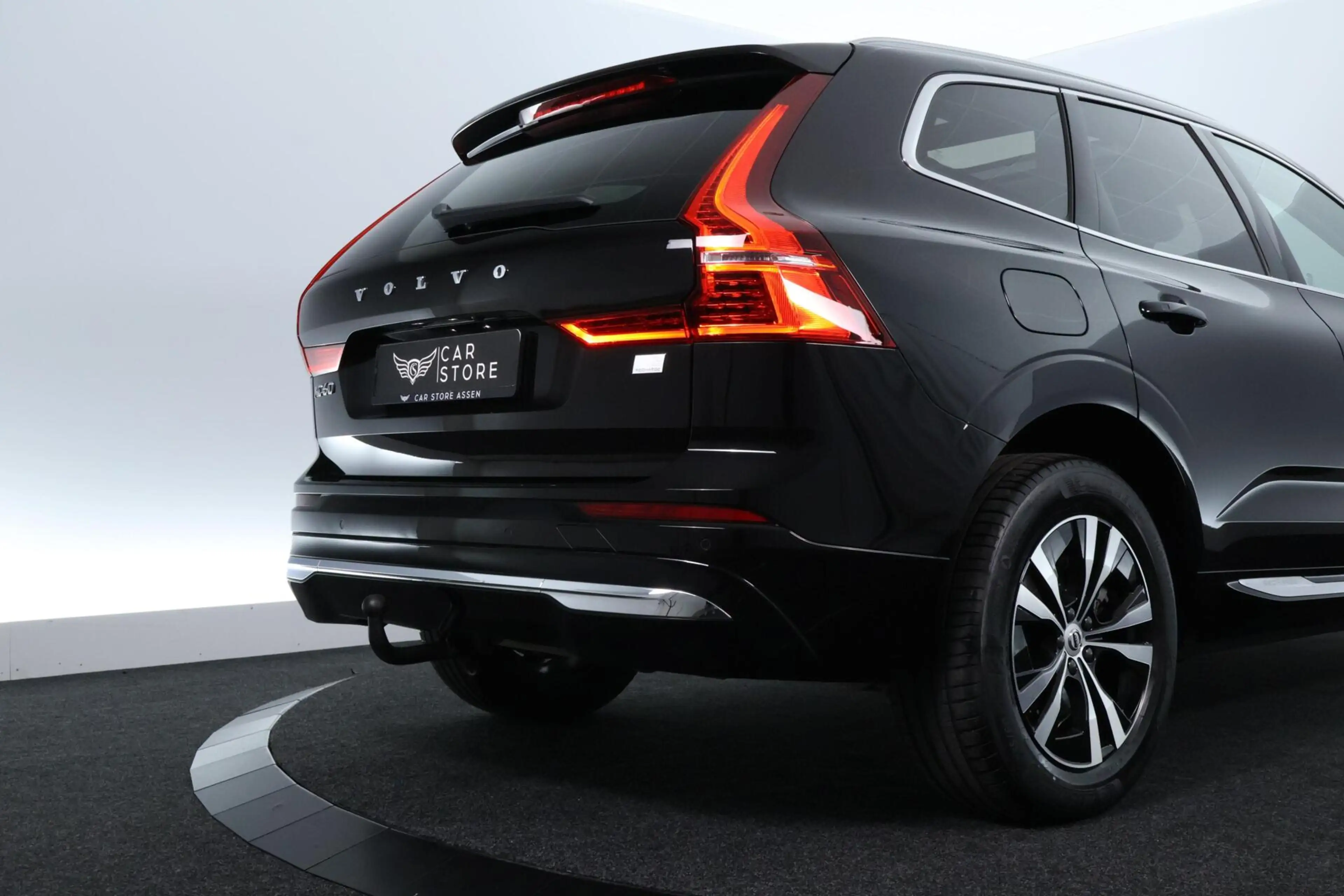 Volvo XC60 2.0 T6 Plug-in hybrid AWD Core Bright Long Range | — photo 43