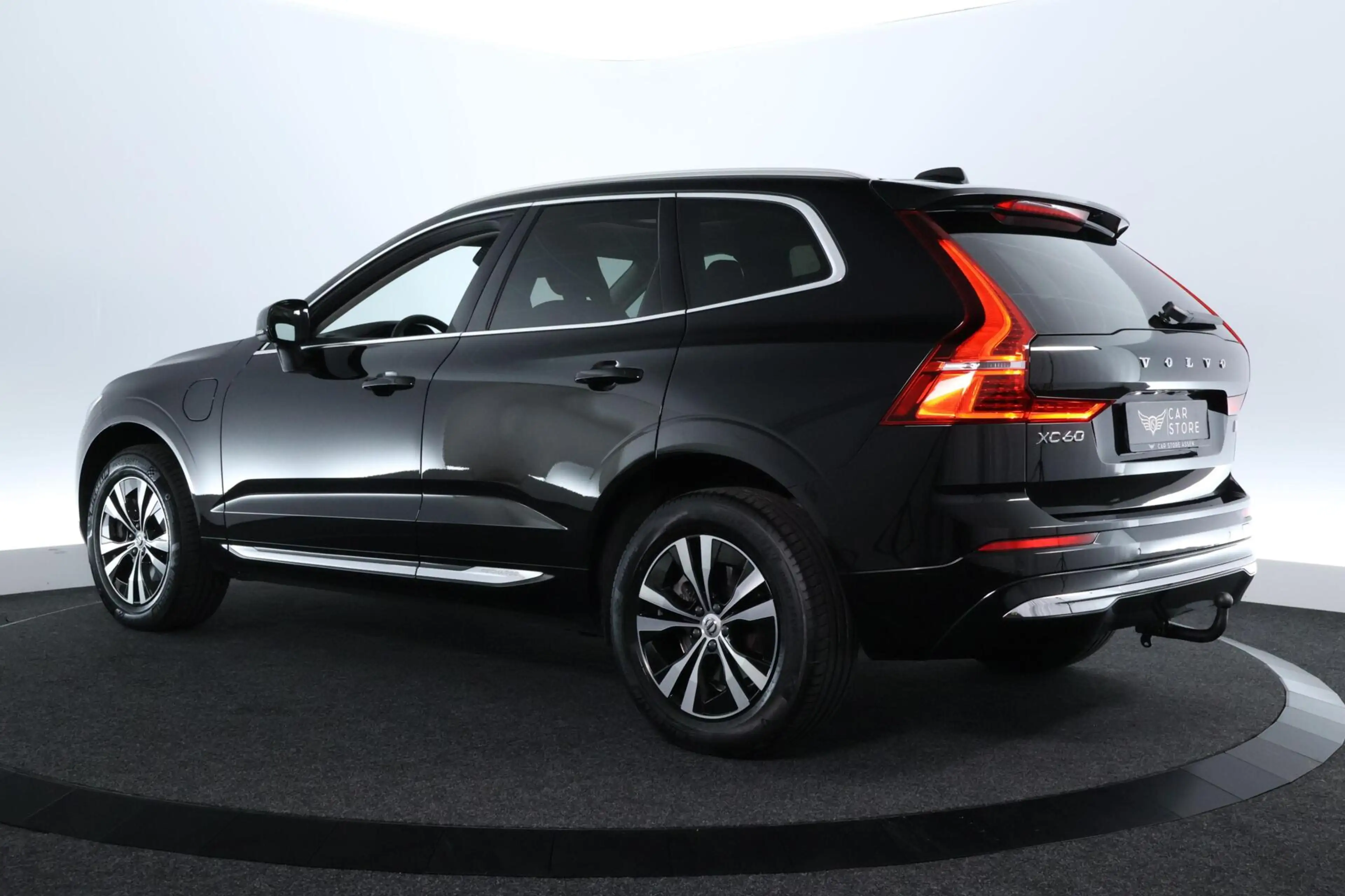 Volvo XC60 2.0 T6 Plug-in hybrid AWD Core Bright Long Range | — photo 7