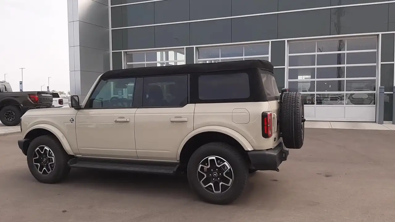 Ford Bronco снимка Ford Bronco