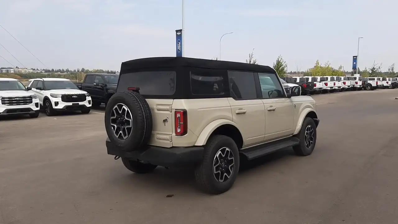 Ford Bronco снимка Ford Bronco