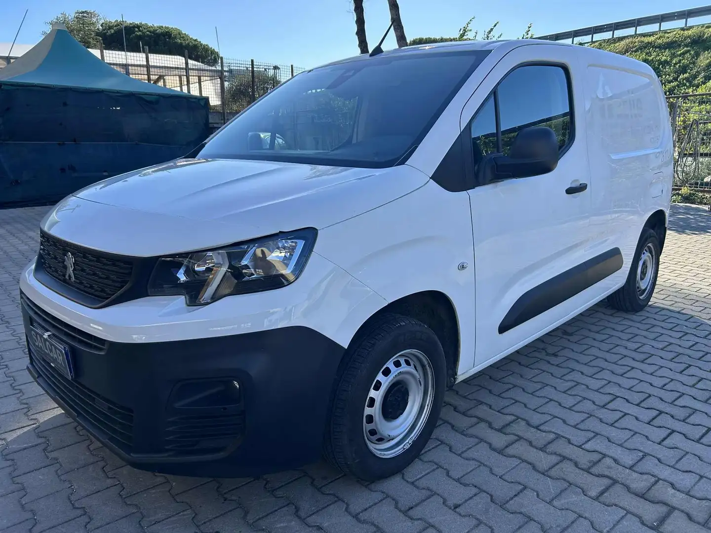 Peugeot Partner 3 posti 1.5 hdi 102 cv uniproprietario Bianco - 2