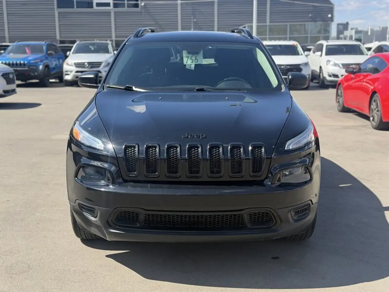 Jeep Cherokee снимка Jeep Cherokee