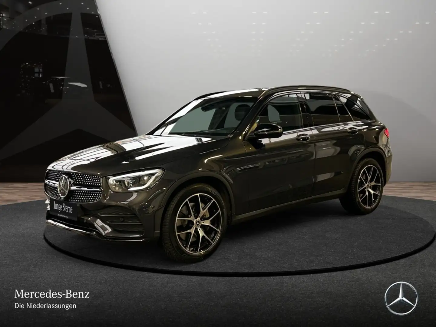 Mercedes-Benz GLC 200 4M AMG+NIGHT+360+MULTIBEAM+STHZG+BURMESTER Grau - 2