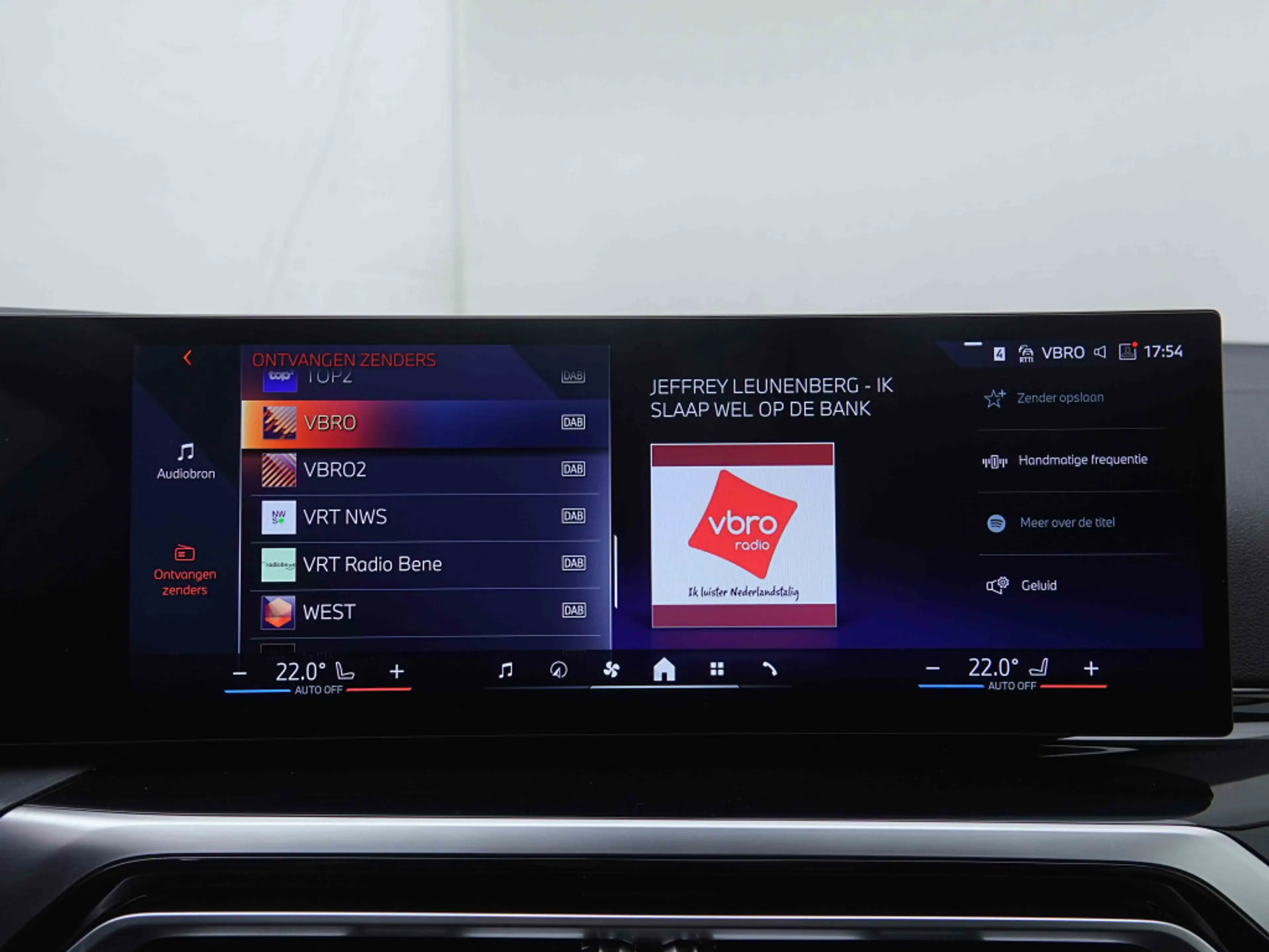 BMW i4 eDrive35 70 kWh | WLTP Range 483 Km | Leather | ALU19 | GPS — photo 13