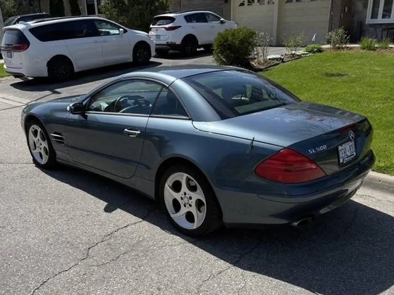 Mercedes-Benz SL снимка Mercedes-Benz SL