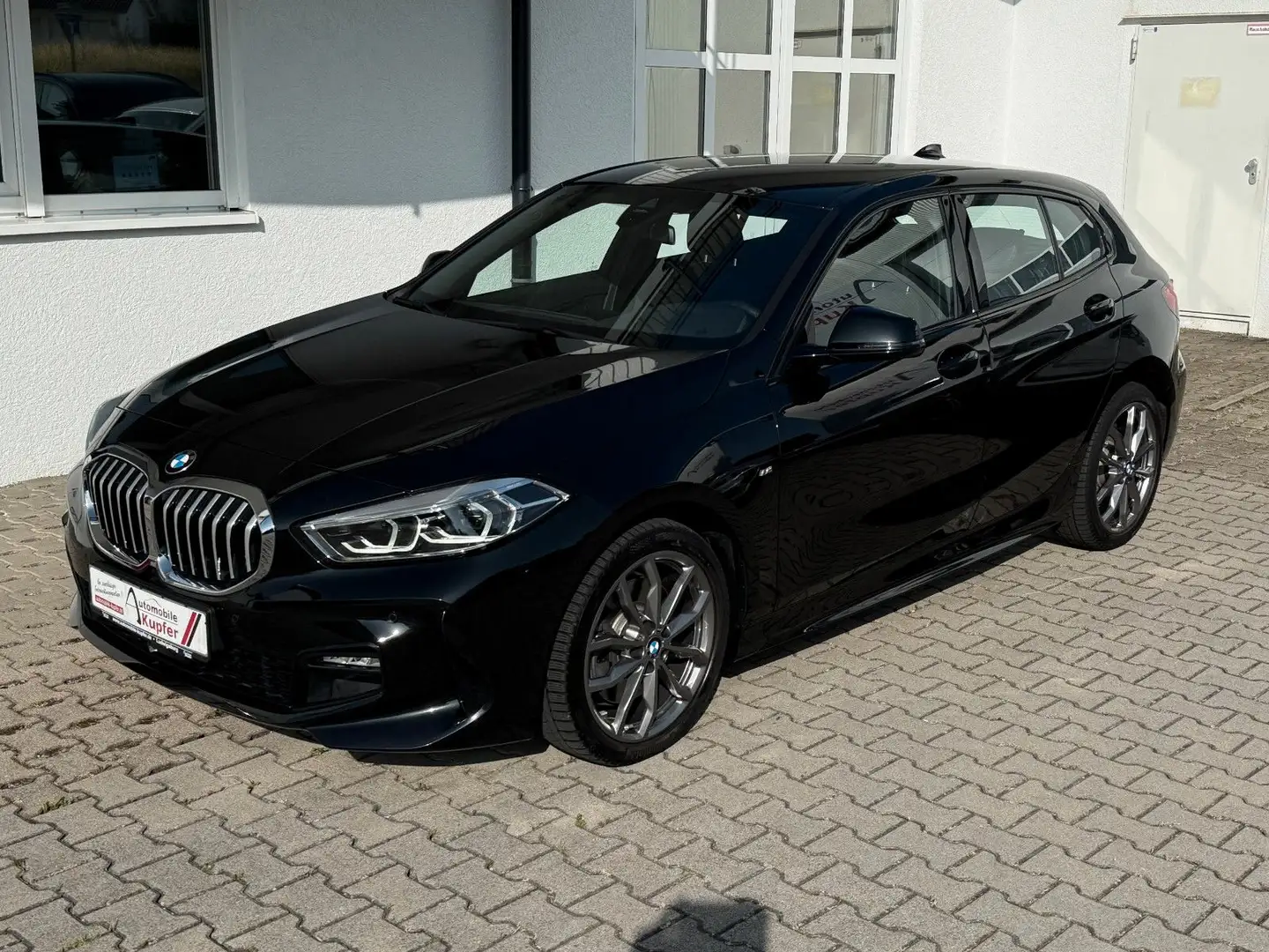 BMW 120 i M Sport Aut.  HiFi  DAB  AdaptiveLED Schwarz - 2