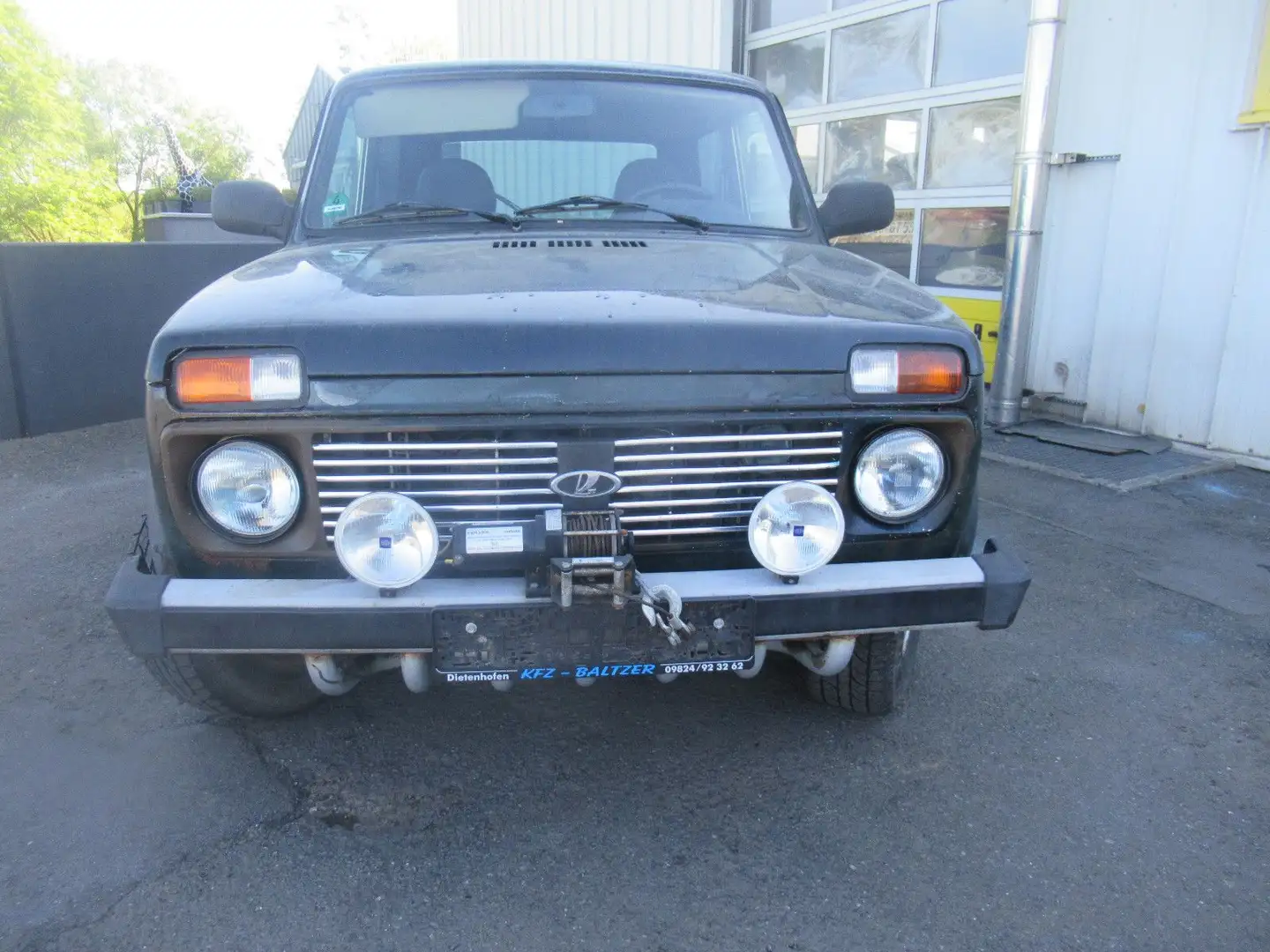 Lada Niva 4x4  DOTZ SEILWINDE AHK VERBREITERUNGEN Grün - 2