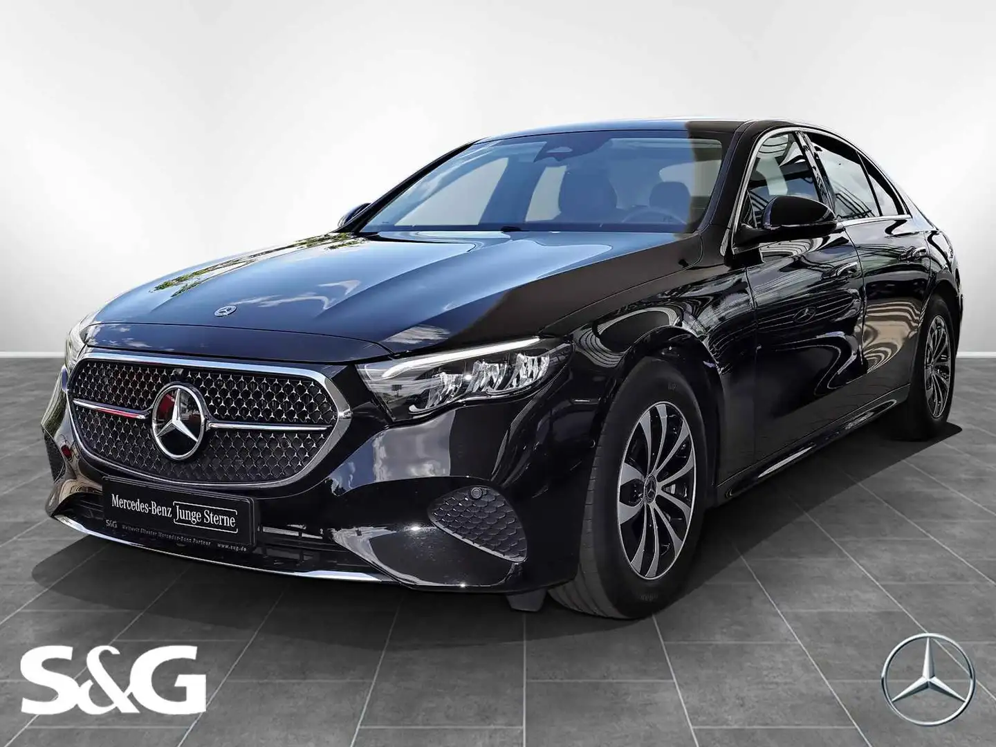 Mercedes-Benz E 220 d TOTWINKEL+KAMERA+DISTRONIC+KEYLESS+17" Negru - 1