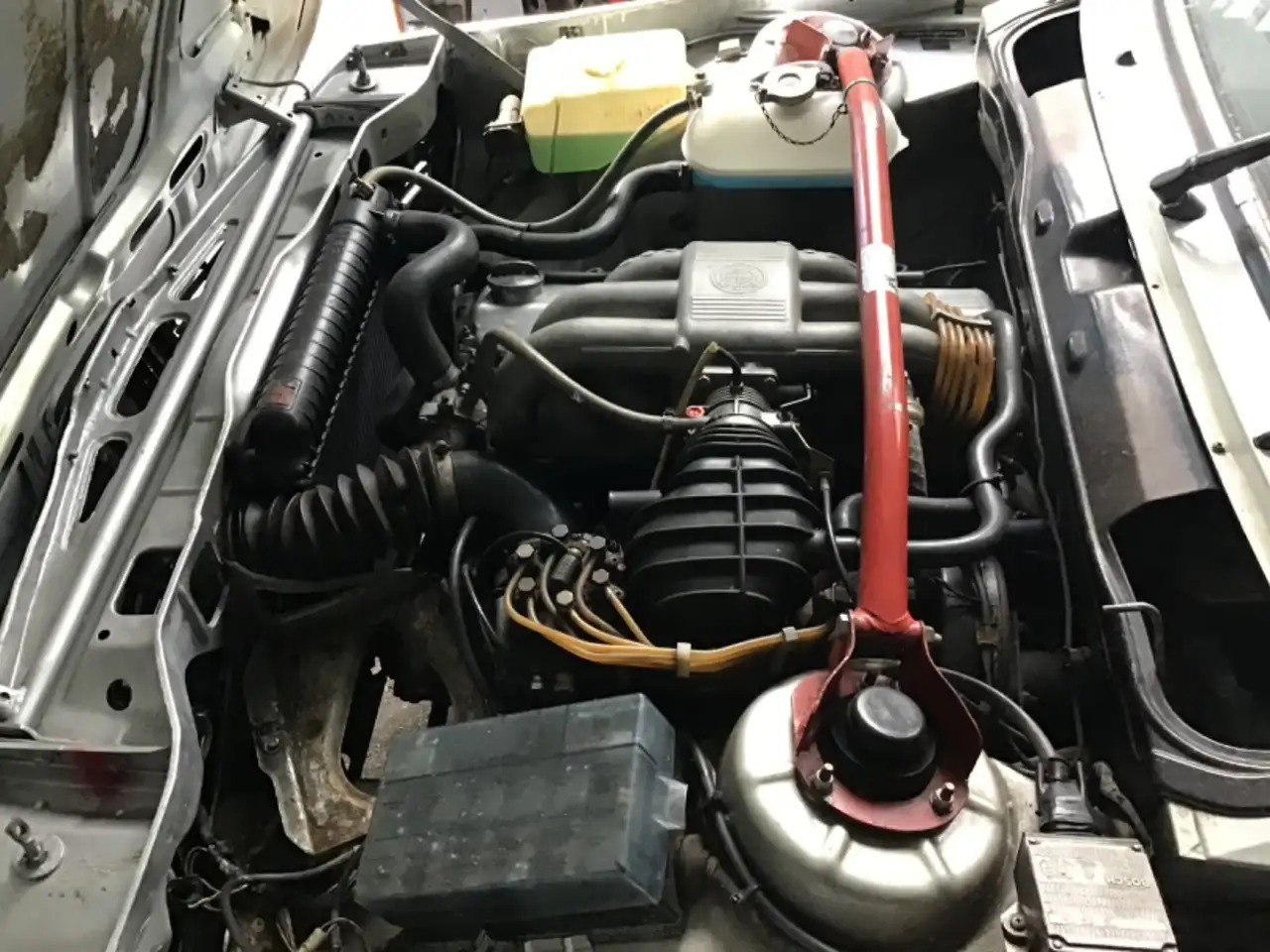 BMW 323i E21, foto 4