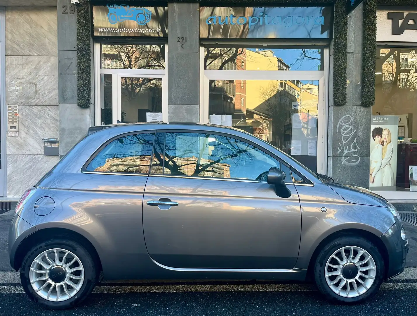 Fiat 500 500 1.2 Lounge 69cv E6 Grijs - 1