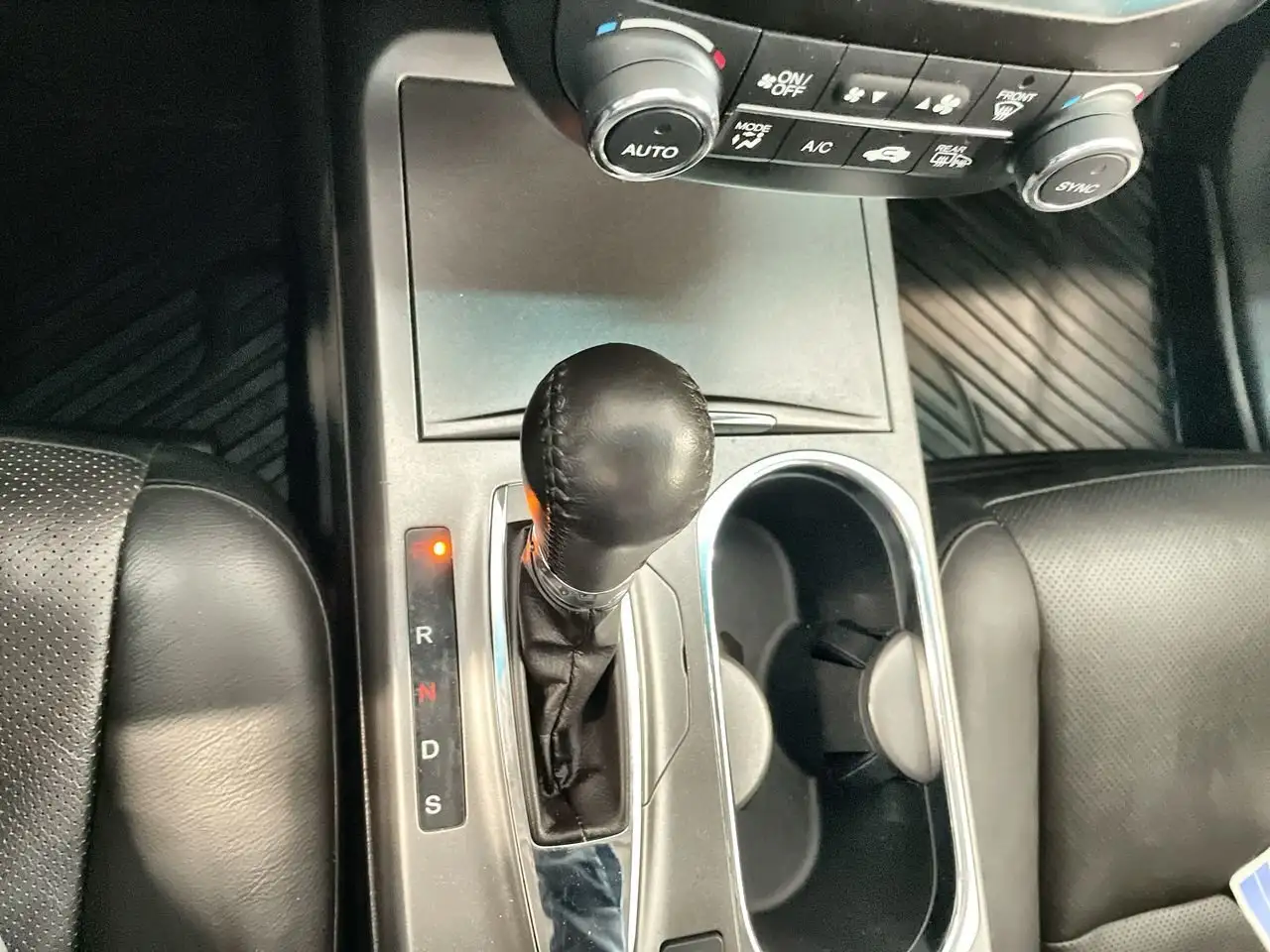 Acura RDX снимка Acura RDX