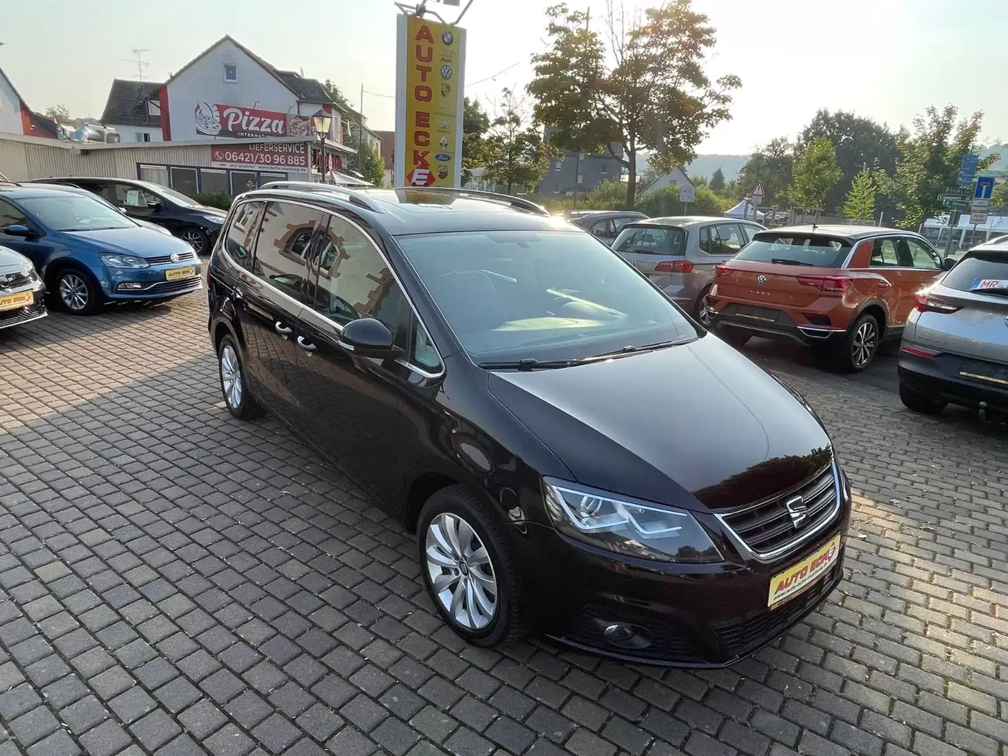 SEAT Alhambra 2,0TDI Allrad,Pano,AHK,DABfast voll Noir - 2