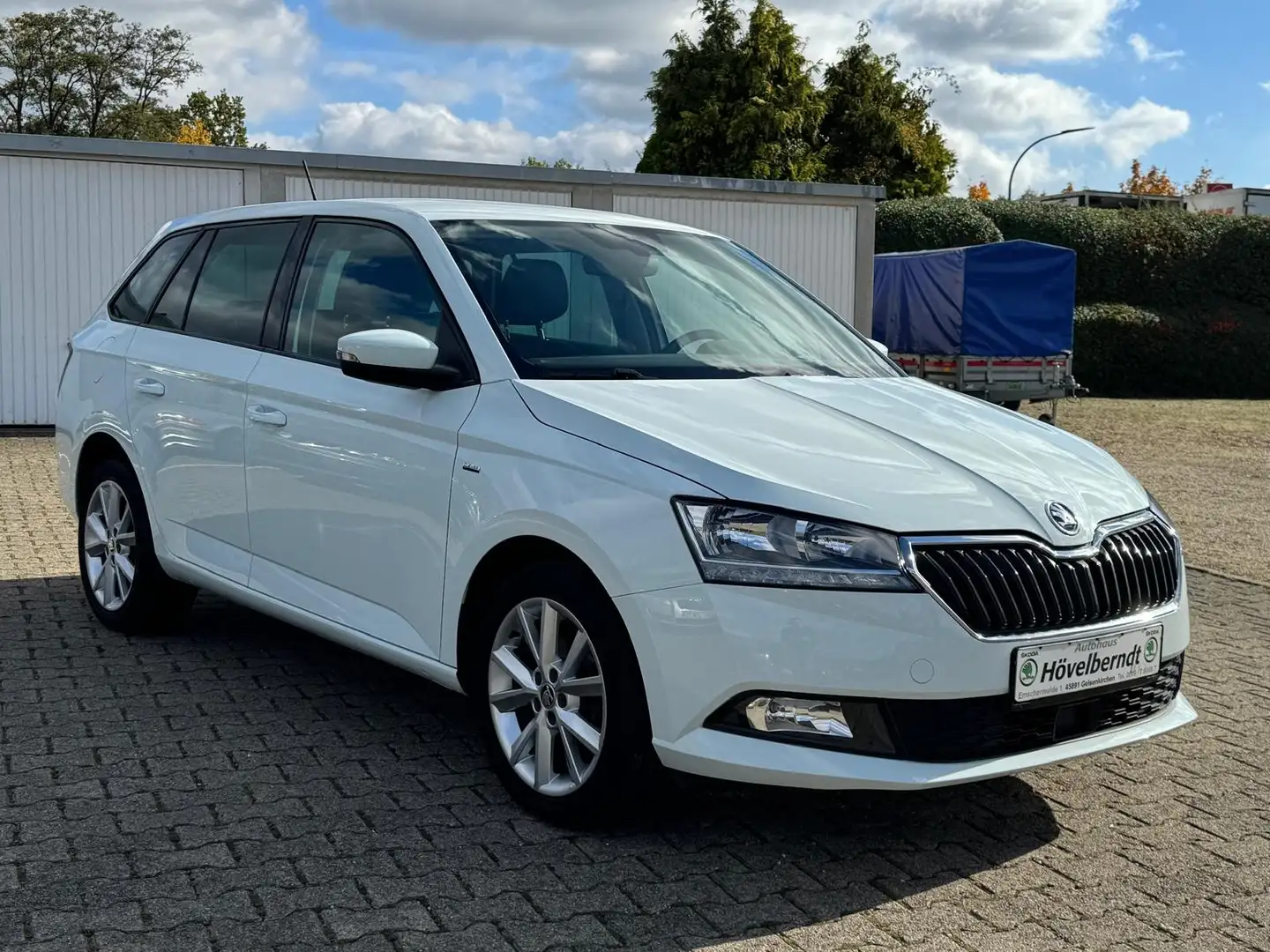 Skoda Fabia Fabia III Combi Combi 1.0 MPI Clever * Navi* Weiß - 1