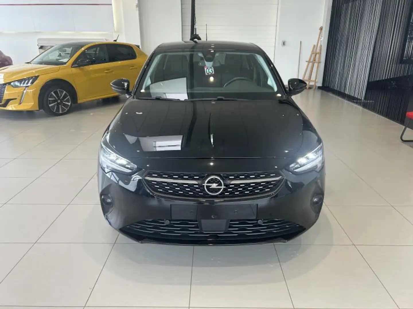 Opel Corsa Elegance Zwart - 1