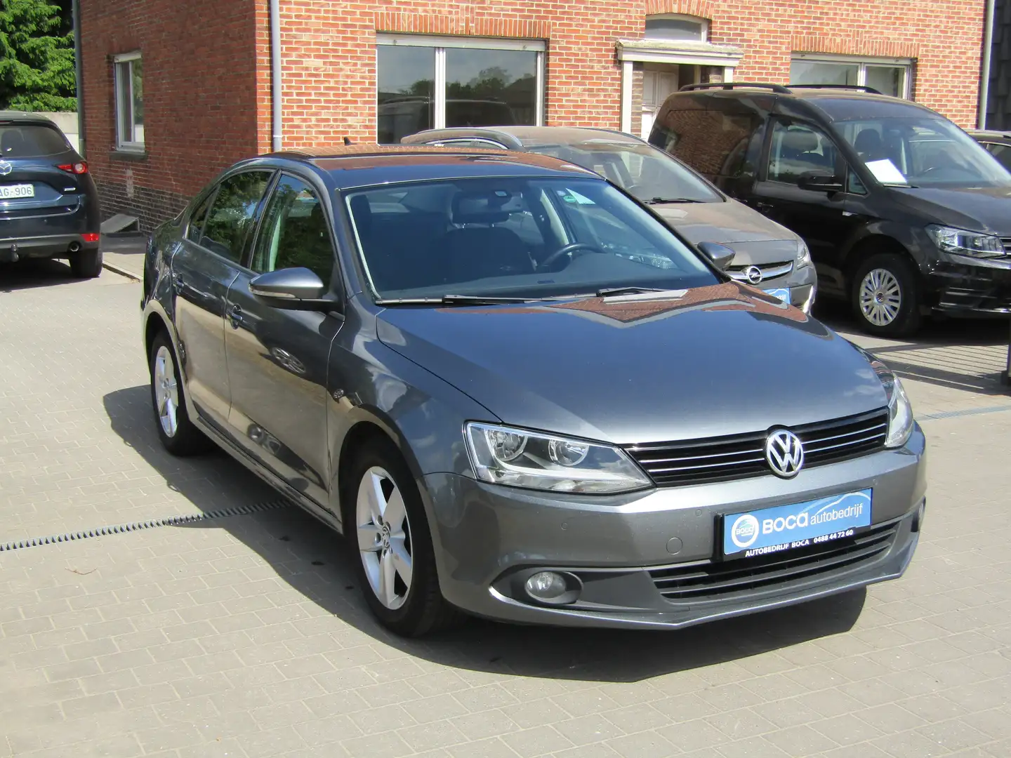 Volkswagen Jetta 1.6 CR TDi Comfortline BMT Grijs - 2