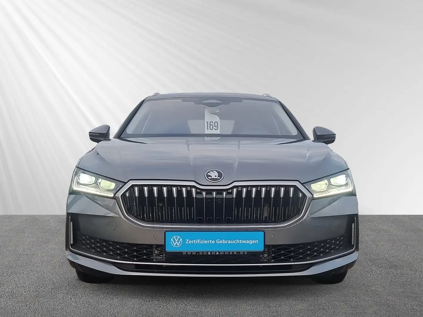 Skoda Superb Combi 2.0 TDI DSG 4x4 Selection  NEUES MODELL + S Gris - 2
