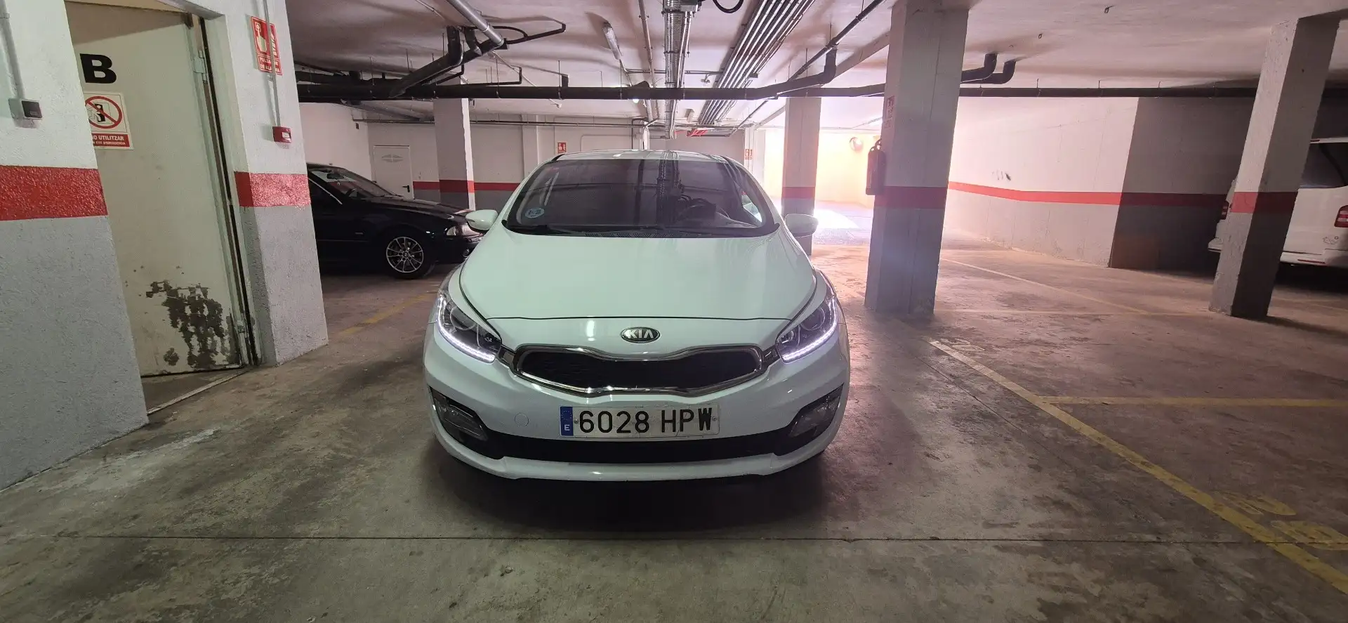 Kia ProCeed / pro_cee'd Pro_Cee´d 1.6 GDi Drive - 2