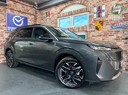 Peugeot 5008 1.2 Hybrid 145cv Auto ALLURE (véhicule Neuf