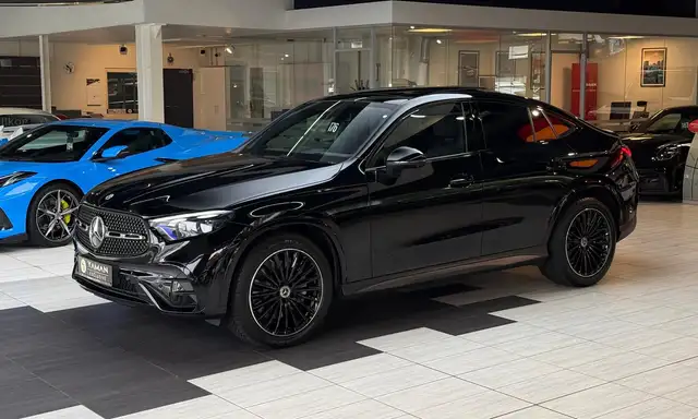 Mercedes-Benz GLC view 2