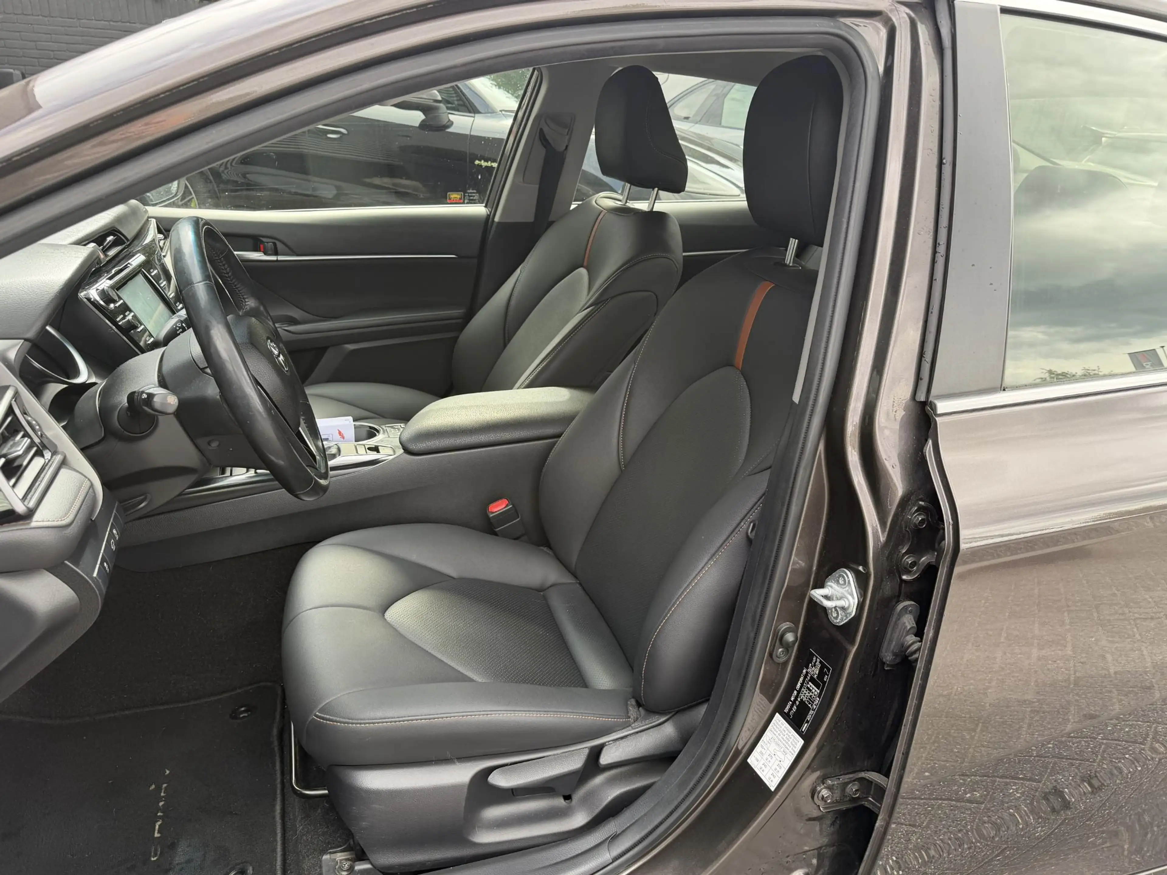 Toyota Camry 2.5 Hybrid Dynamic | Camera | Lederen Bekleding | — photo 11