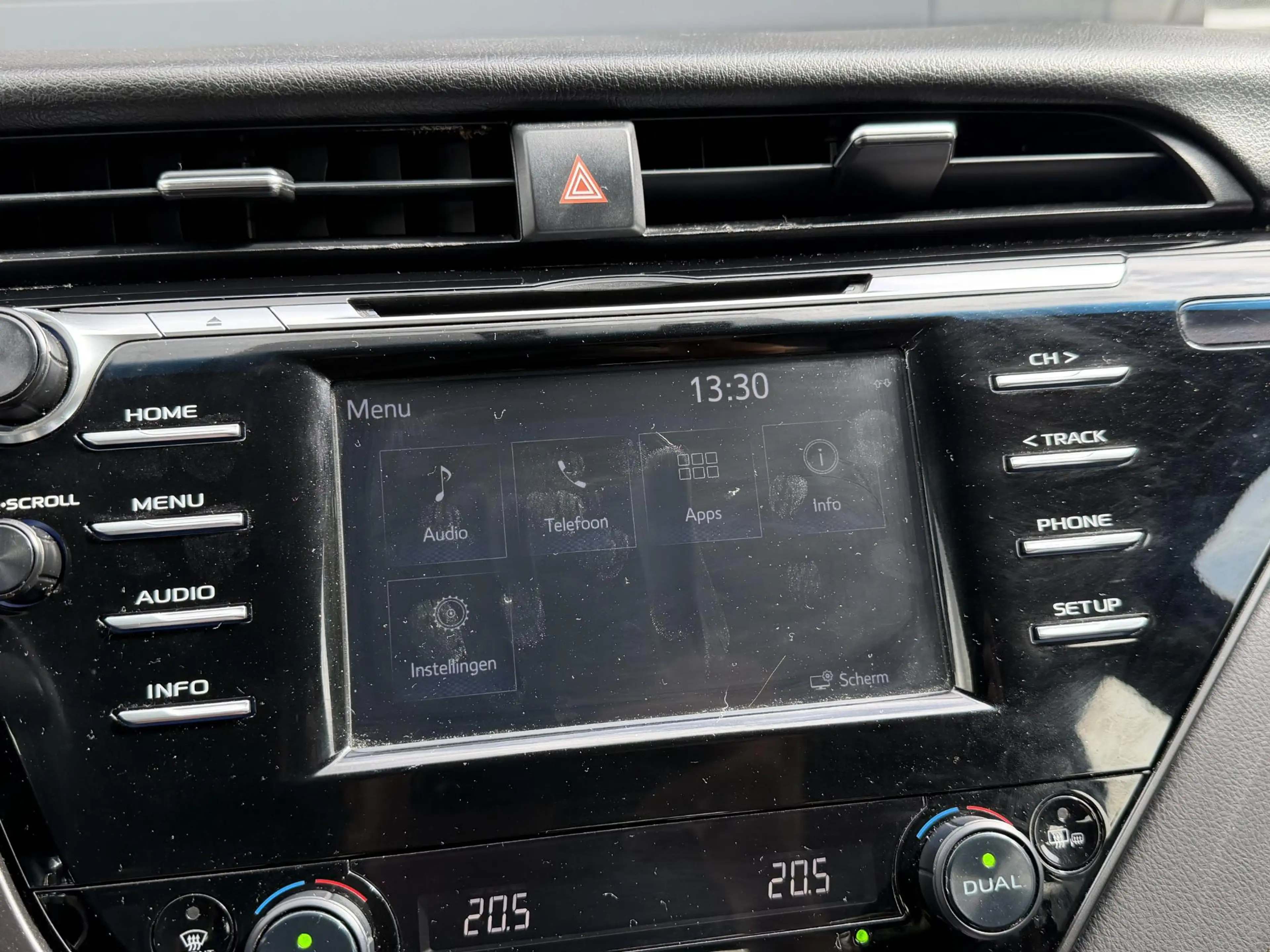 Toyota Camry 2.5 Hybrid Dynamic | Camera | Lederen Bekleding | — photo 20