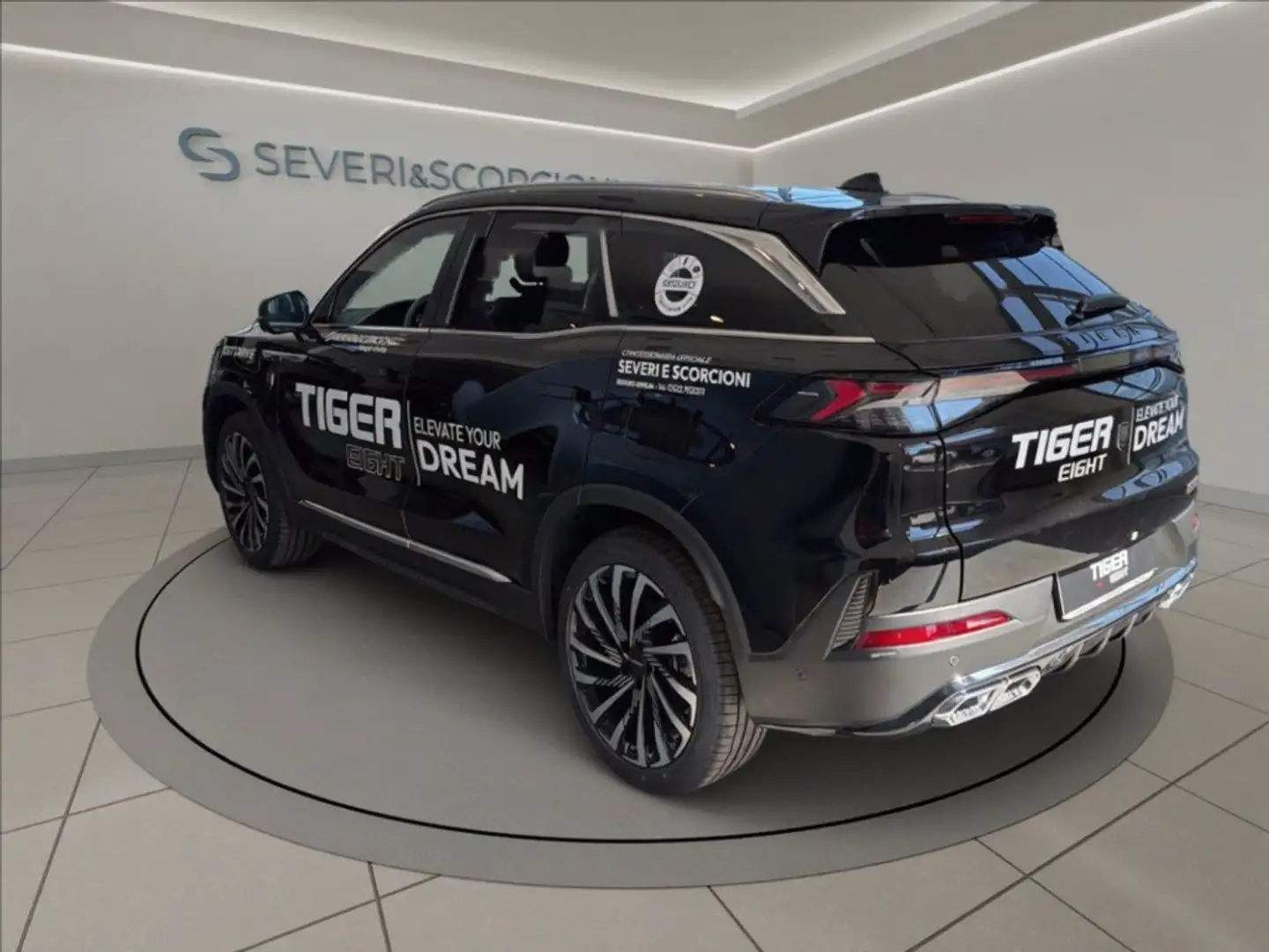 Tiger Sonstige Eight 1.5 tdi Gpl 167cv 7dct Schwarz - 2