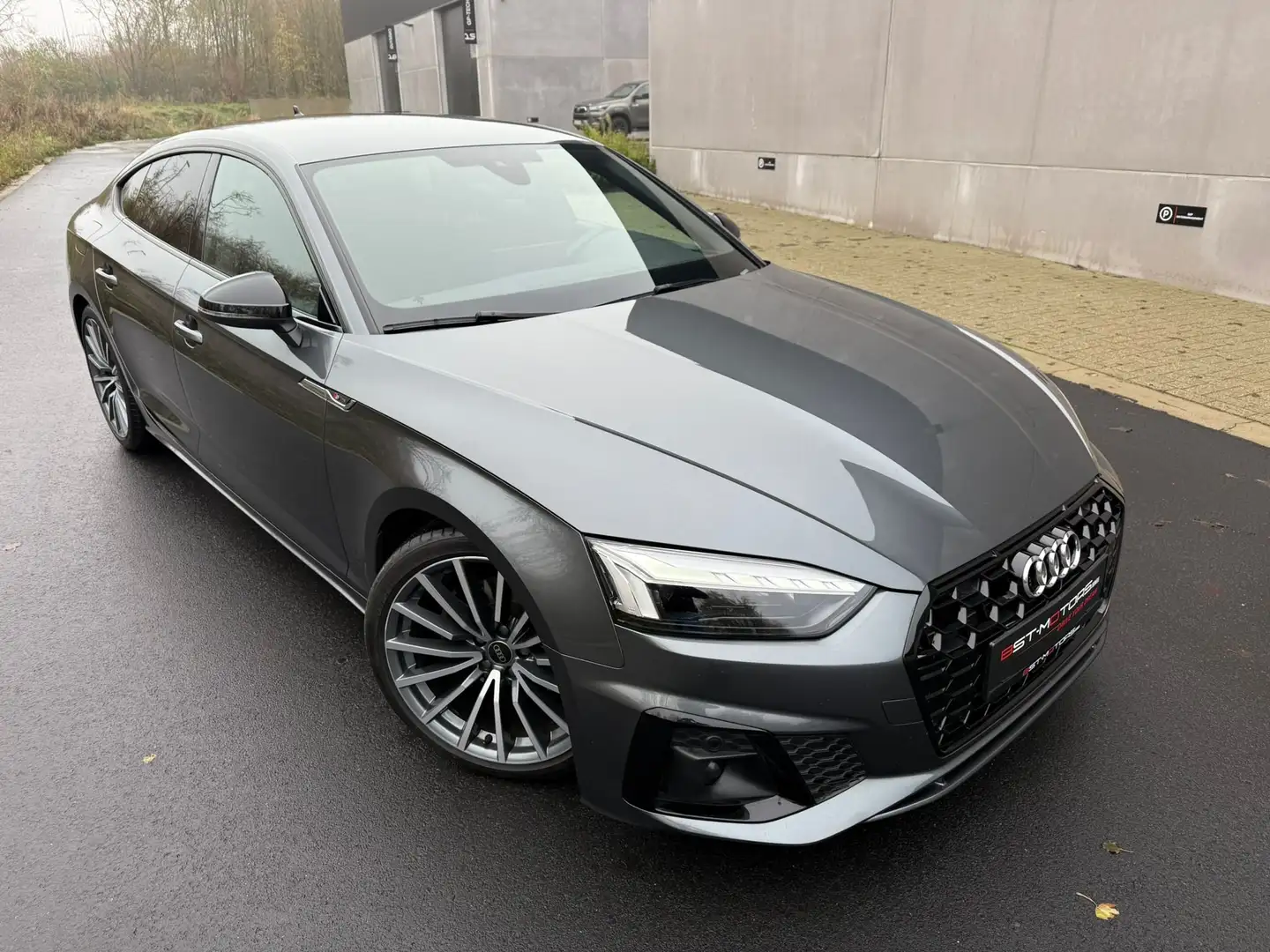 Audi A5 TFSI S-Line/Edition Competition/Carplay/Camera/BTW Grijs - 1