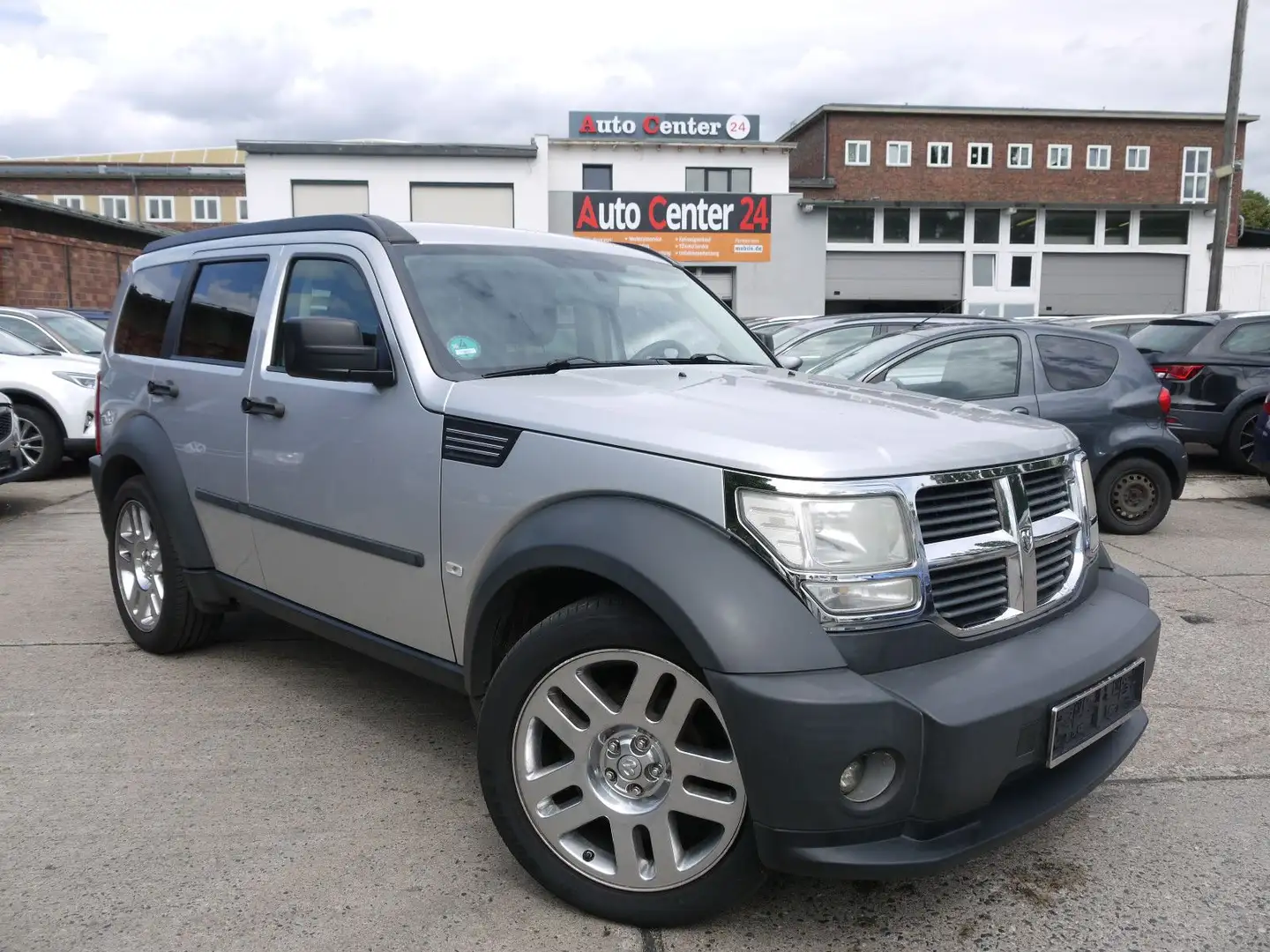 Dodge Nitro 2,8 Ltr. - 130 kW CRD Argent - 1