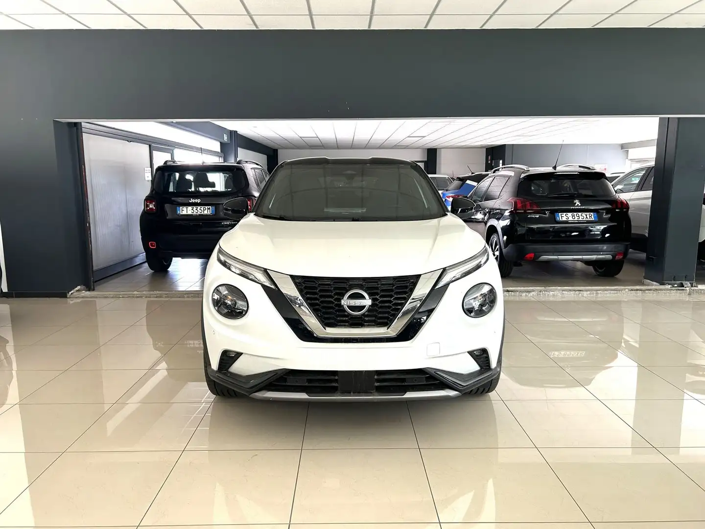Nissan Juke Juke 1.0 DIG-T 114 CV DCT N-Sport Nuova Bianco - 2