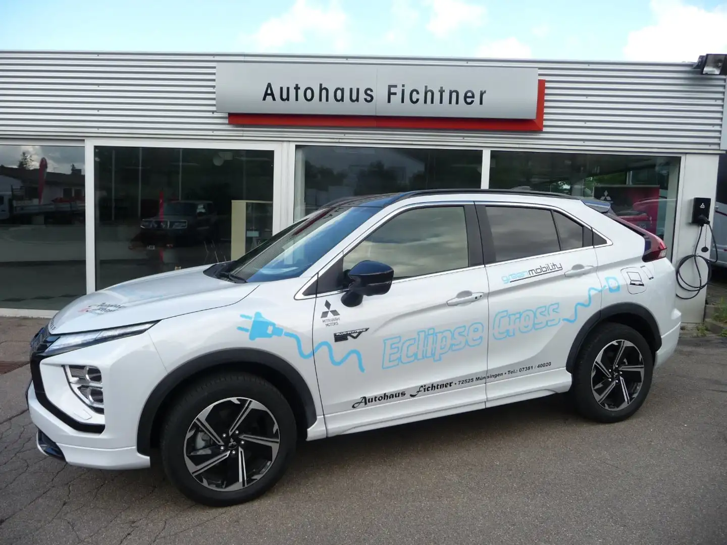 Mitsubishi Eclipse Cross PHEV Select 2.4 MIVEC 4WD Weiß - 1