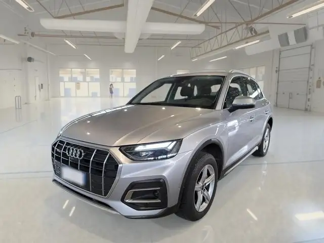 Audi Q5 40 TDI MHEV BUSINESS ADVANCED QUATTRO S TRONIC SUV