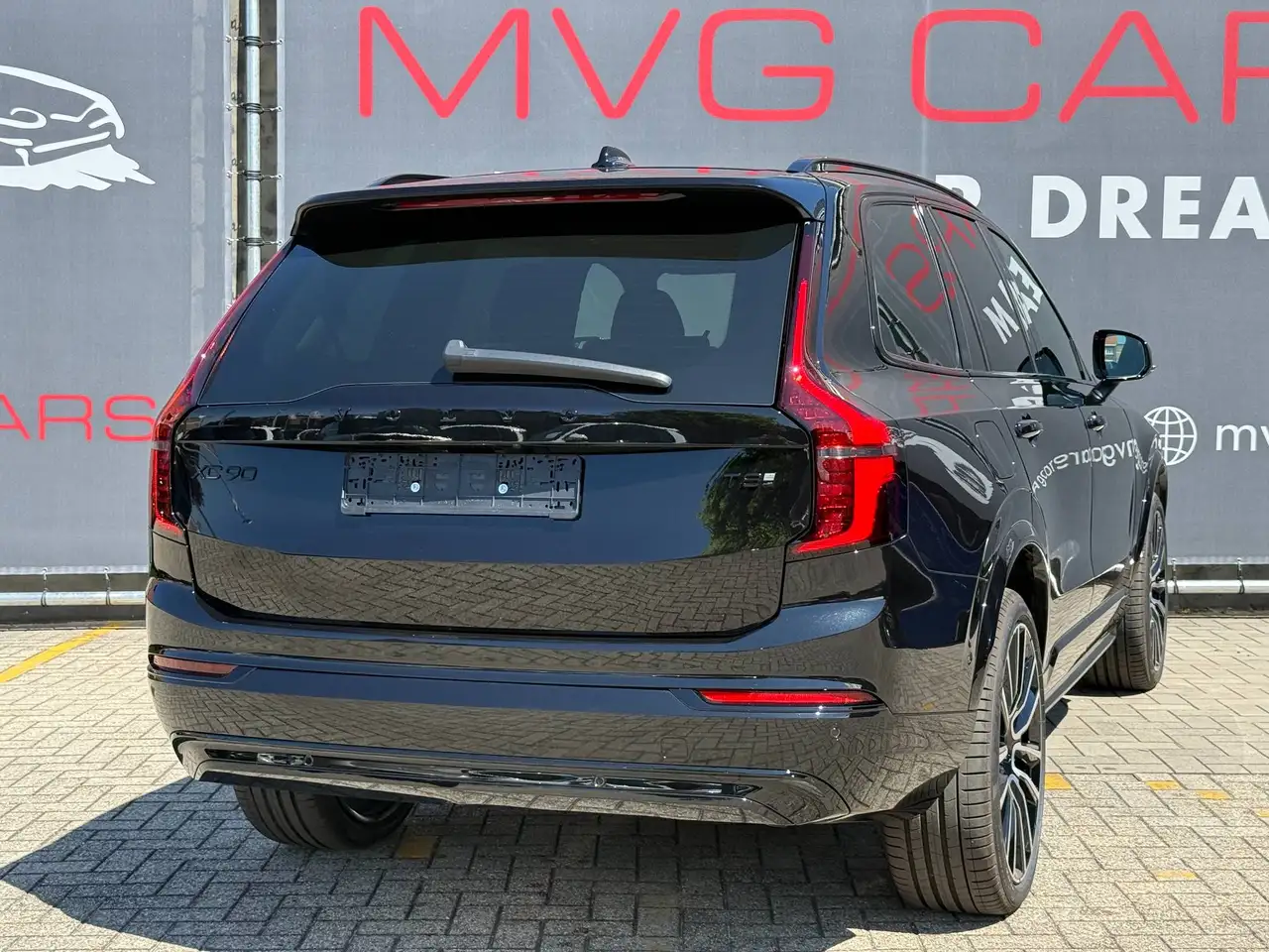 Volvo XC90 T8 AWD PHEV Ultra Black Edition 7pl. "Elec. Trekhaak/Luchtvering", миниатюра 24