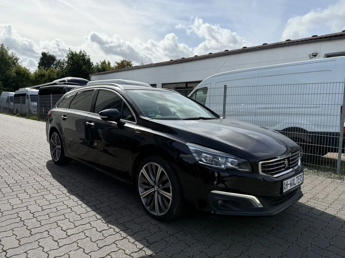 Peugeot 508 SW GT=Leder-Xenon-JBL-Navi-Pano= Schwarz - 1