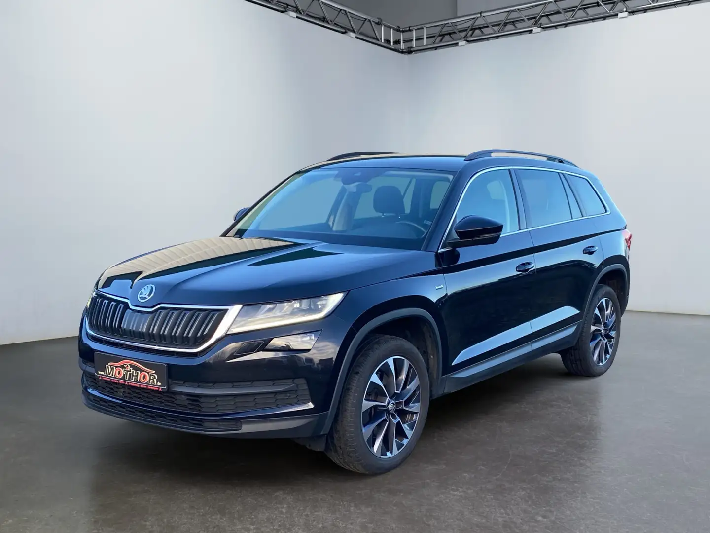 Skoda Kodiaq Drive 125 2.0 TDI ACC PDC KAM NAV LED Negro - 2