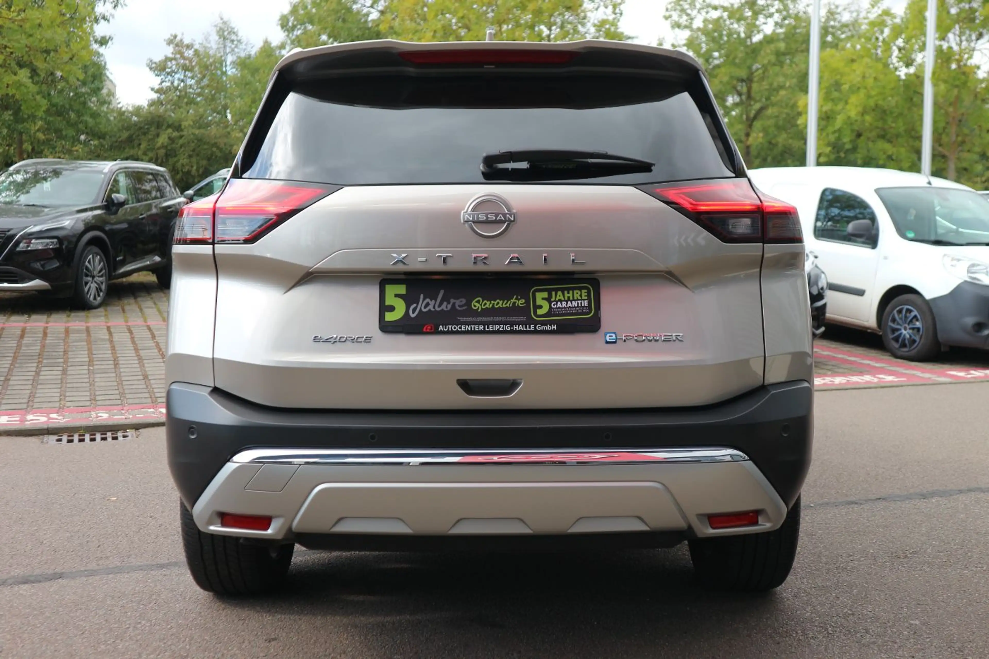Nissan X-Trail 1.5 VC-T e-Power e-4orce Tekna Leder Navi — photo 6