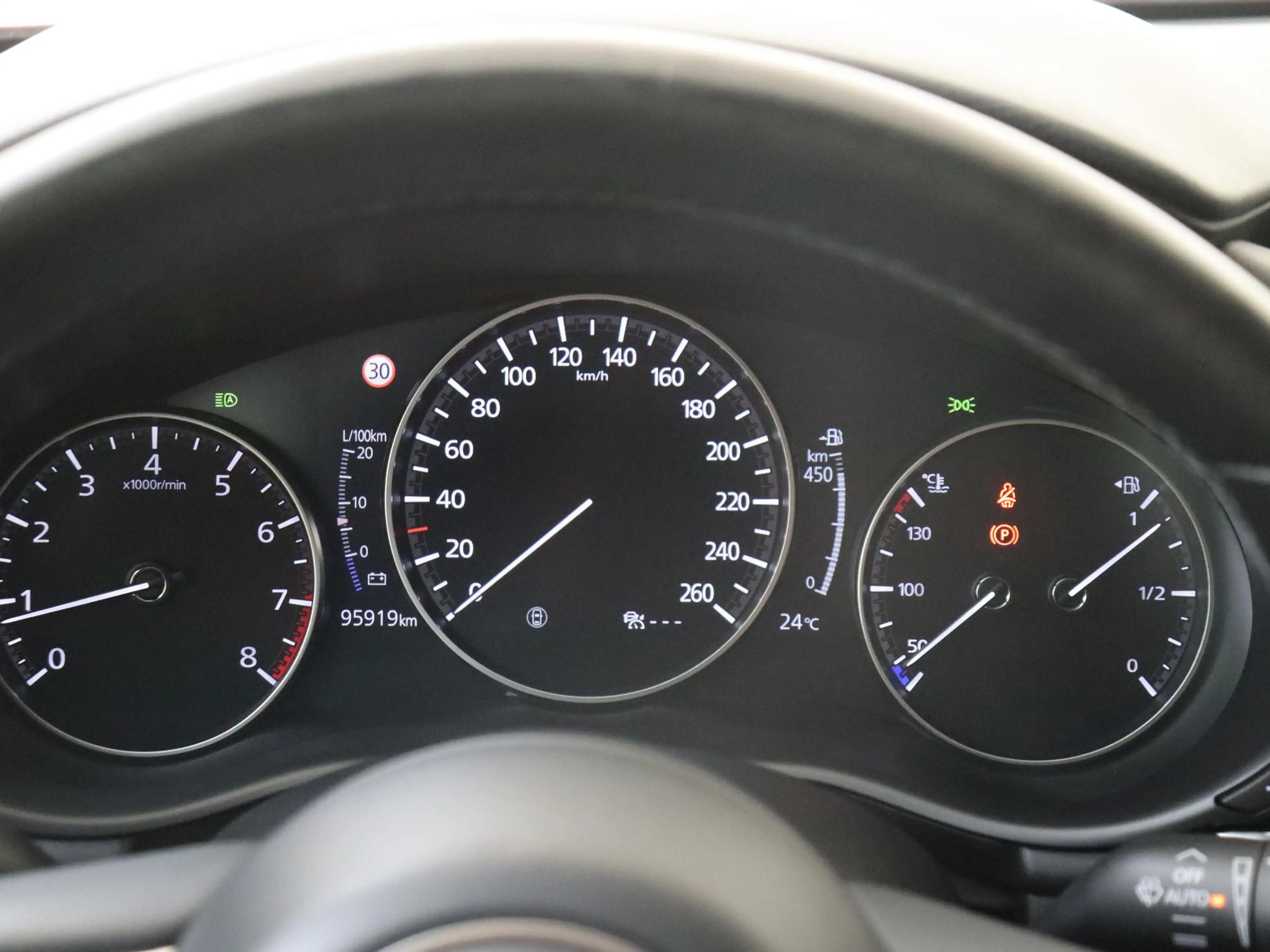 Mazda 3 2.0 e-SkyActiv-G M Hybrid 150 Sportive | Head-up D — photo 12