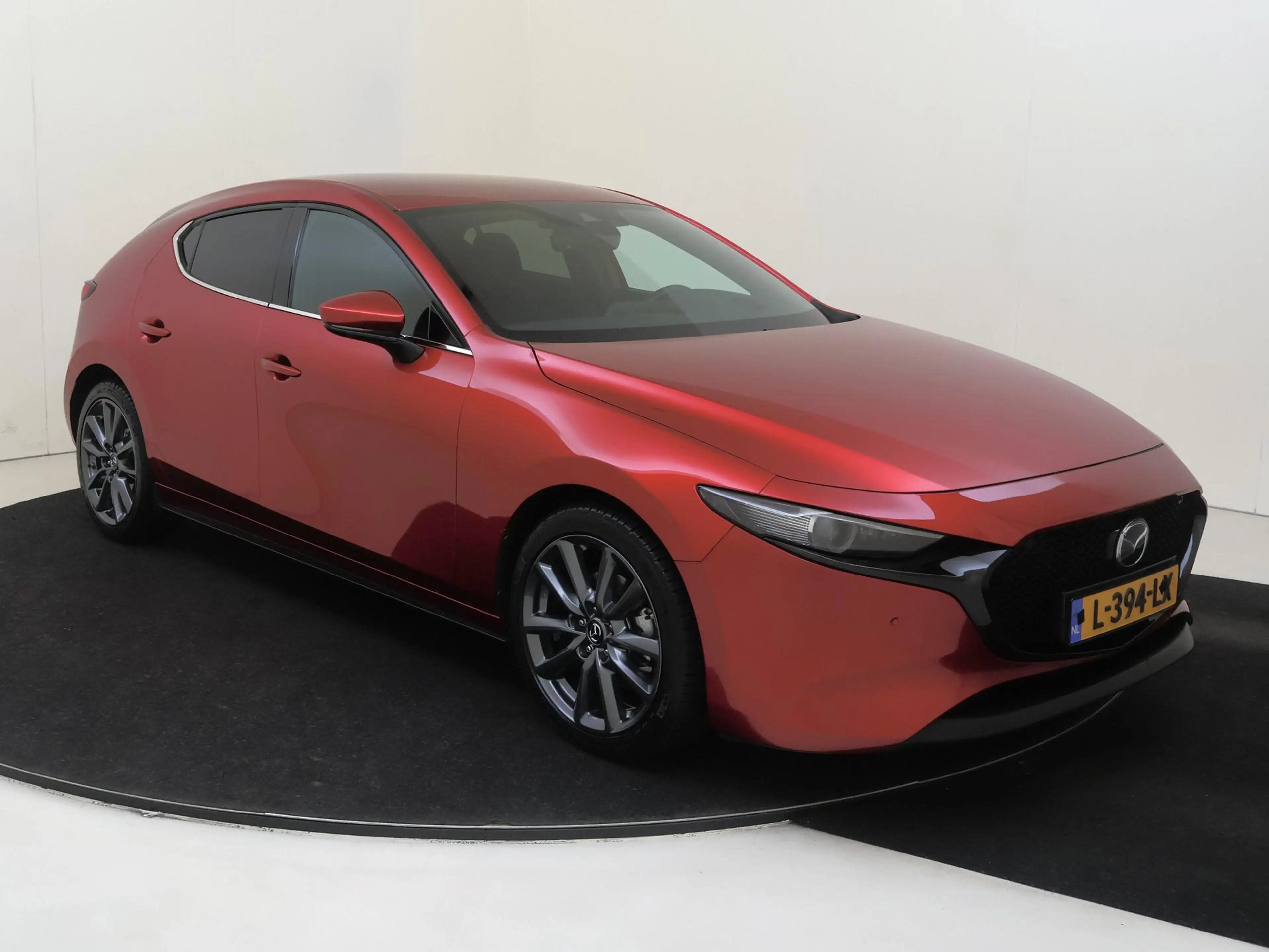Mazda 3 2.0 e-SkyActiv-G M Hybrid 150 Sportive | Head-up D — photo 2