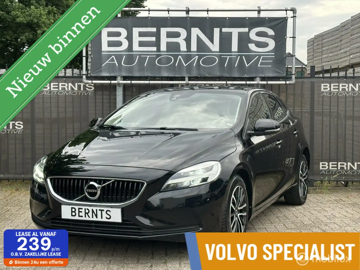 Volvo V40 T2|Navigatie|Bluetooth|Parkeersensoren|Volvo on Ca Nero - 1