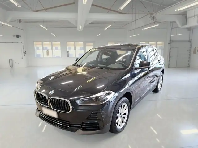 BMW X2 sDrive 18d Business X