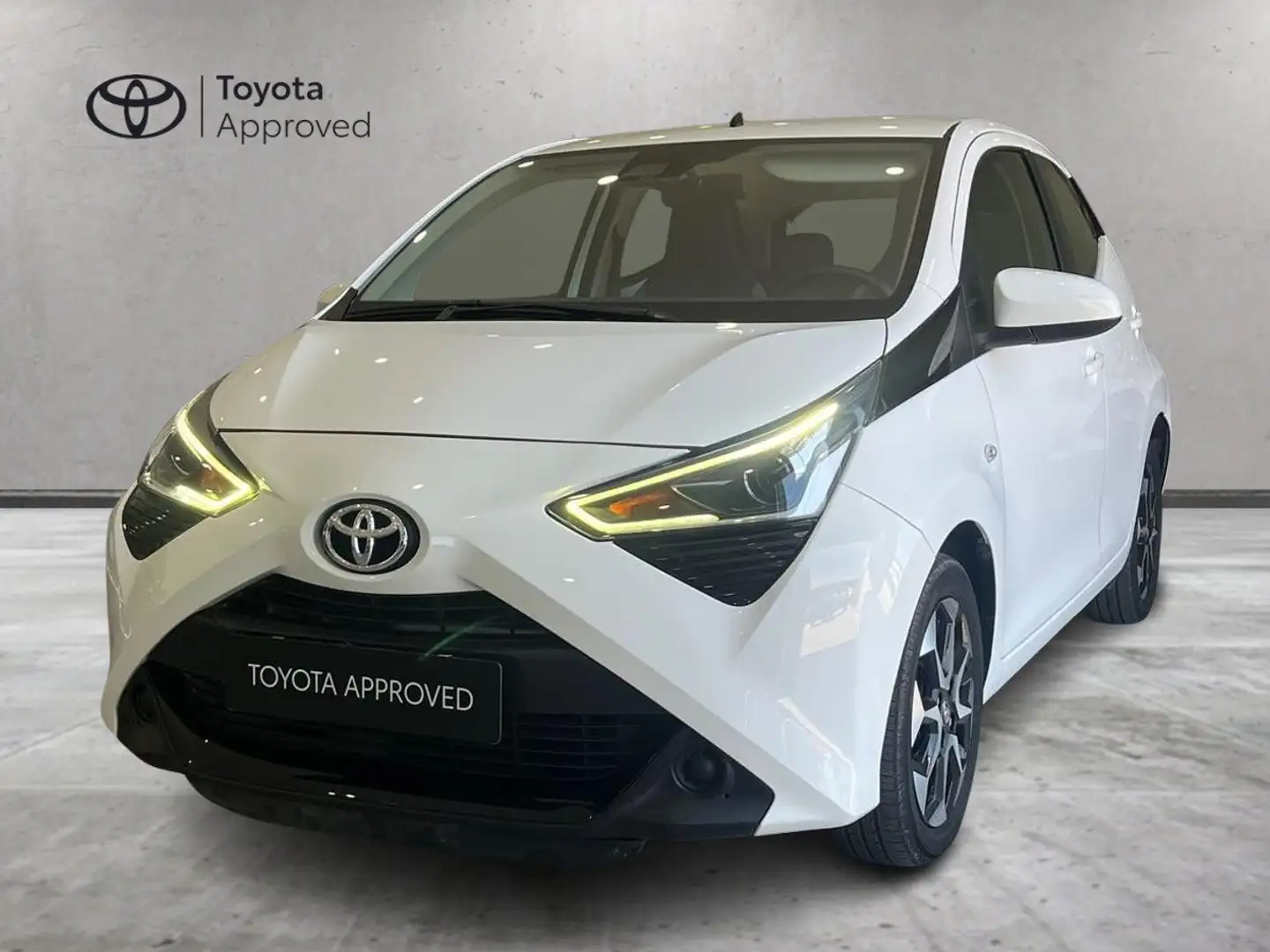 Toyota Aygo Aygo 5p 1.0 x-fun 72cv Bianco - 1