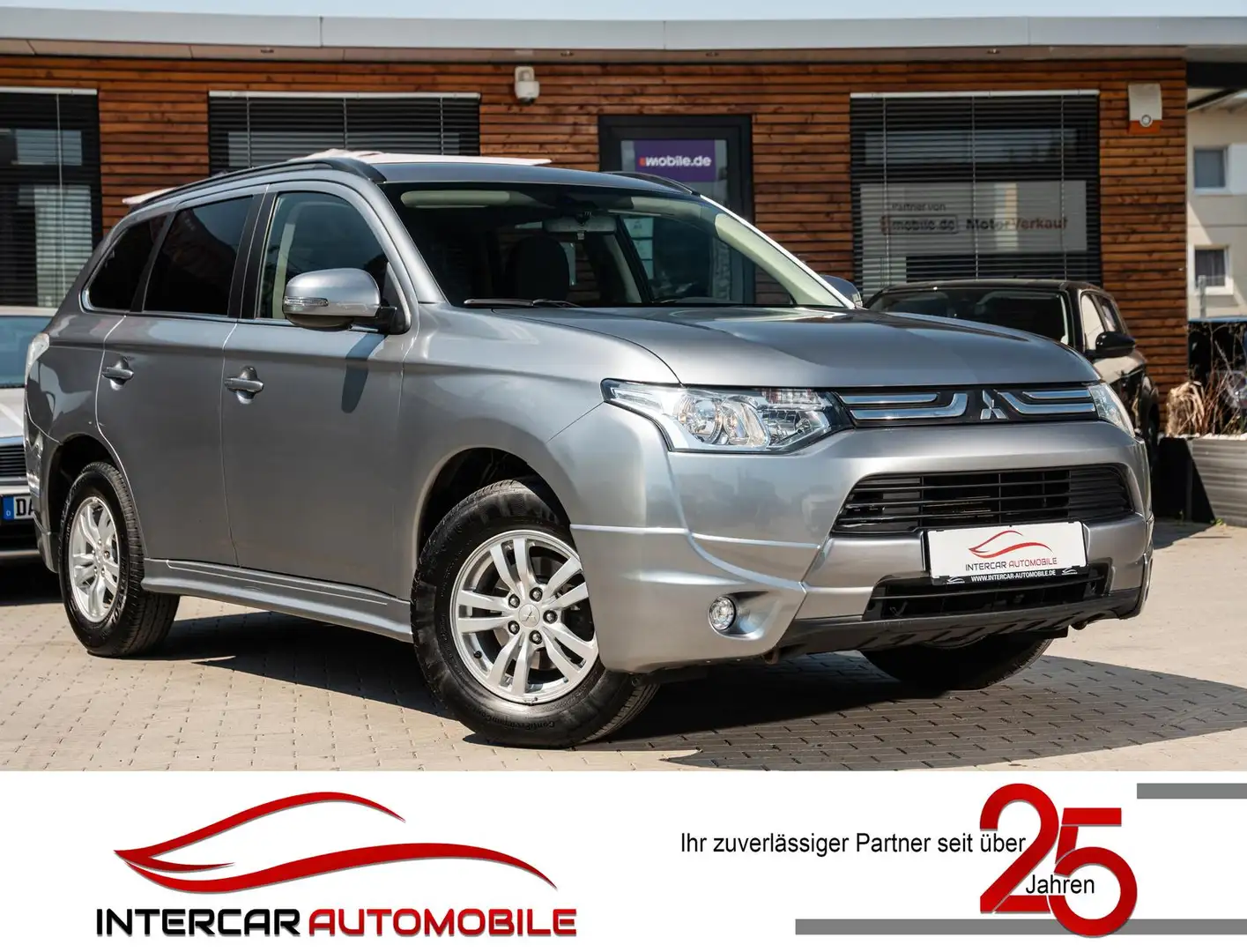 Mitsubishi Outlander 2.0 MIVEC ClearTec Invite  |1.Hand| Grau - 1
